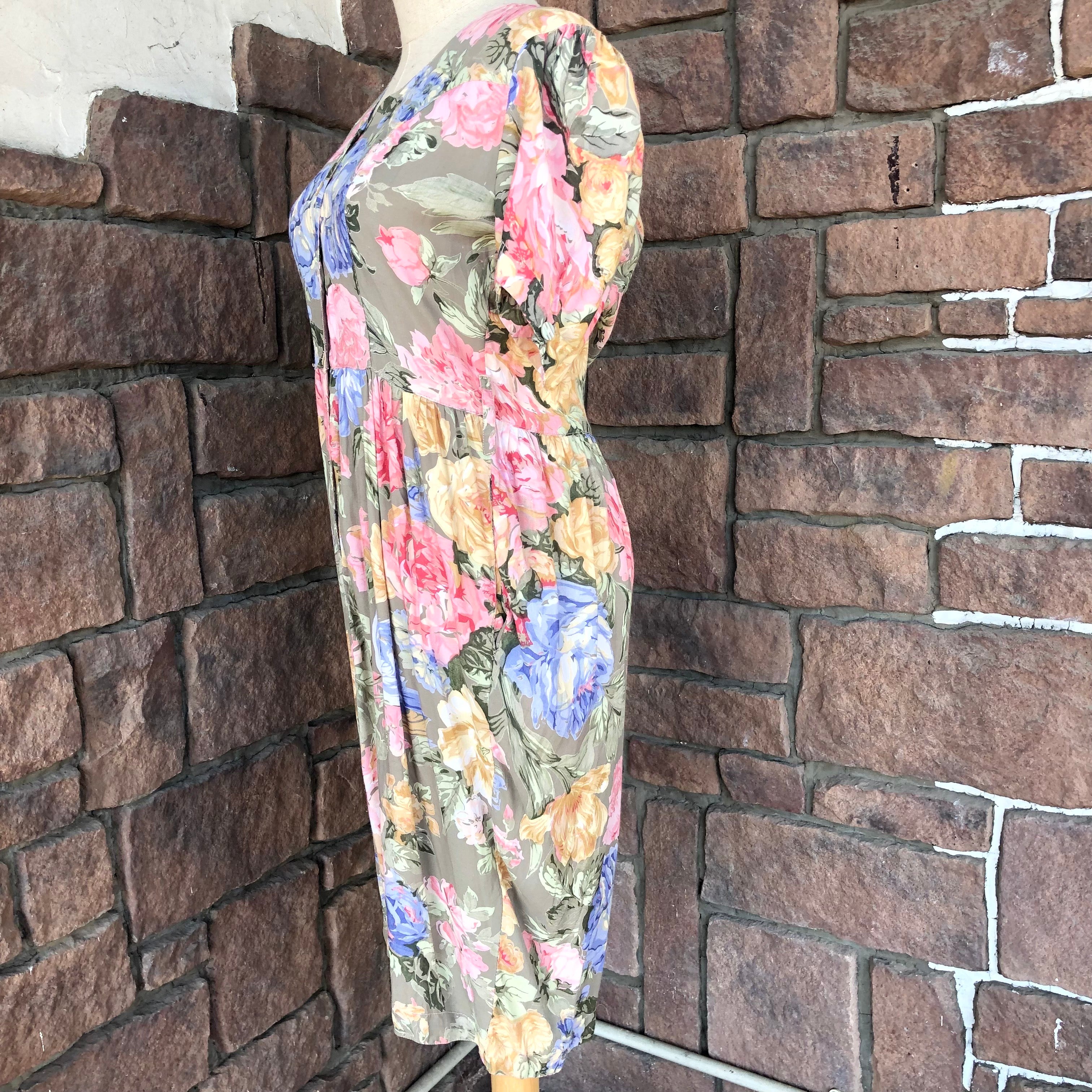 Euro Vintage(ヨーロッパヴィンテージ) Watercolor_浮かぶ花の半袖ワンピース S グリーン