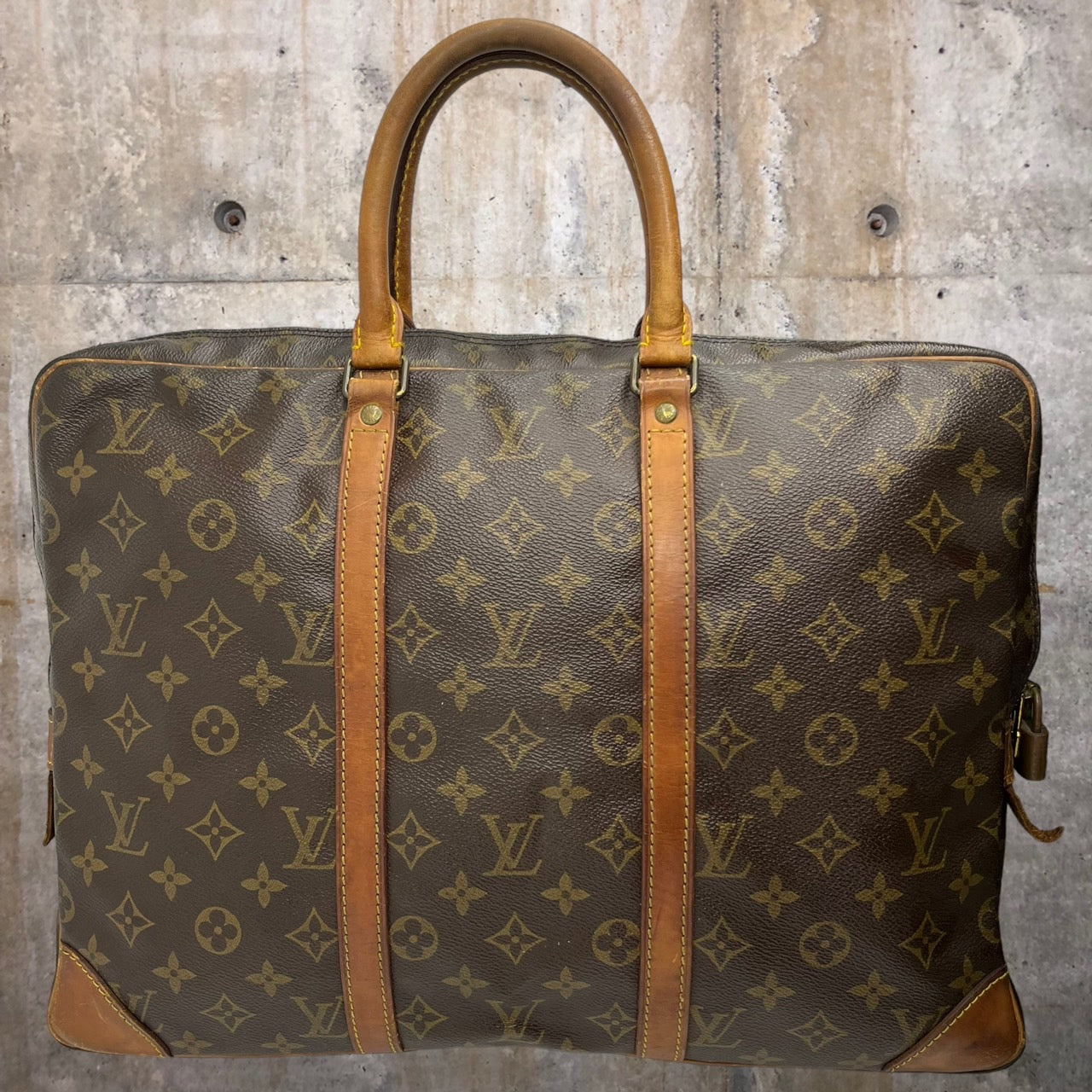 LOUIS VUITTON (ルイヴィトン) 89 