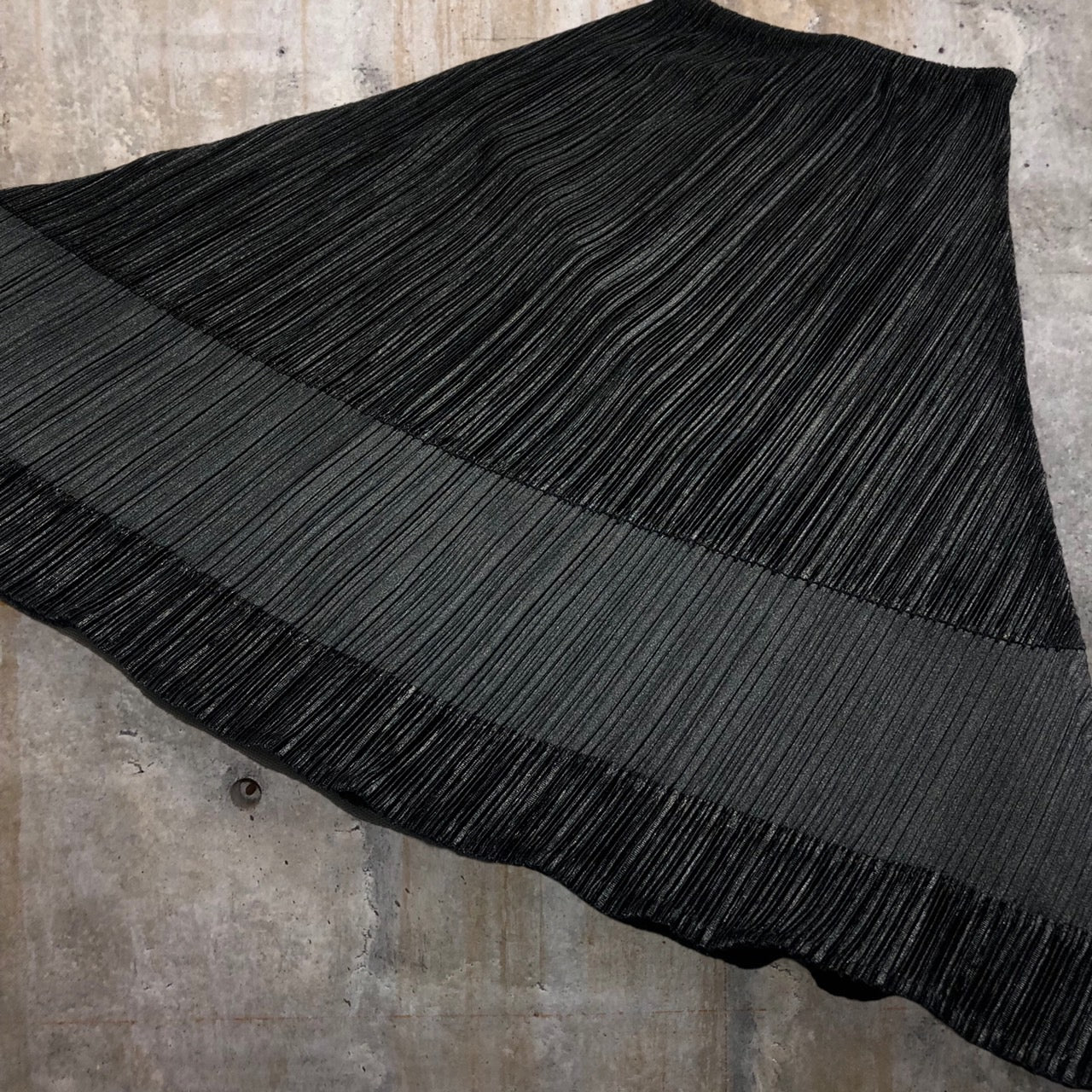PLEATS PLEASE(プリーツプリーズ) 09AWバイカラー切替プリーツスカート PP93-JG692 3(Lサイズ程度) ブラック