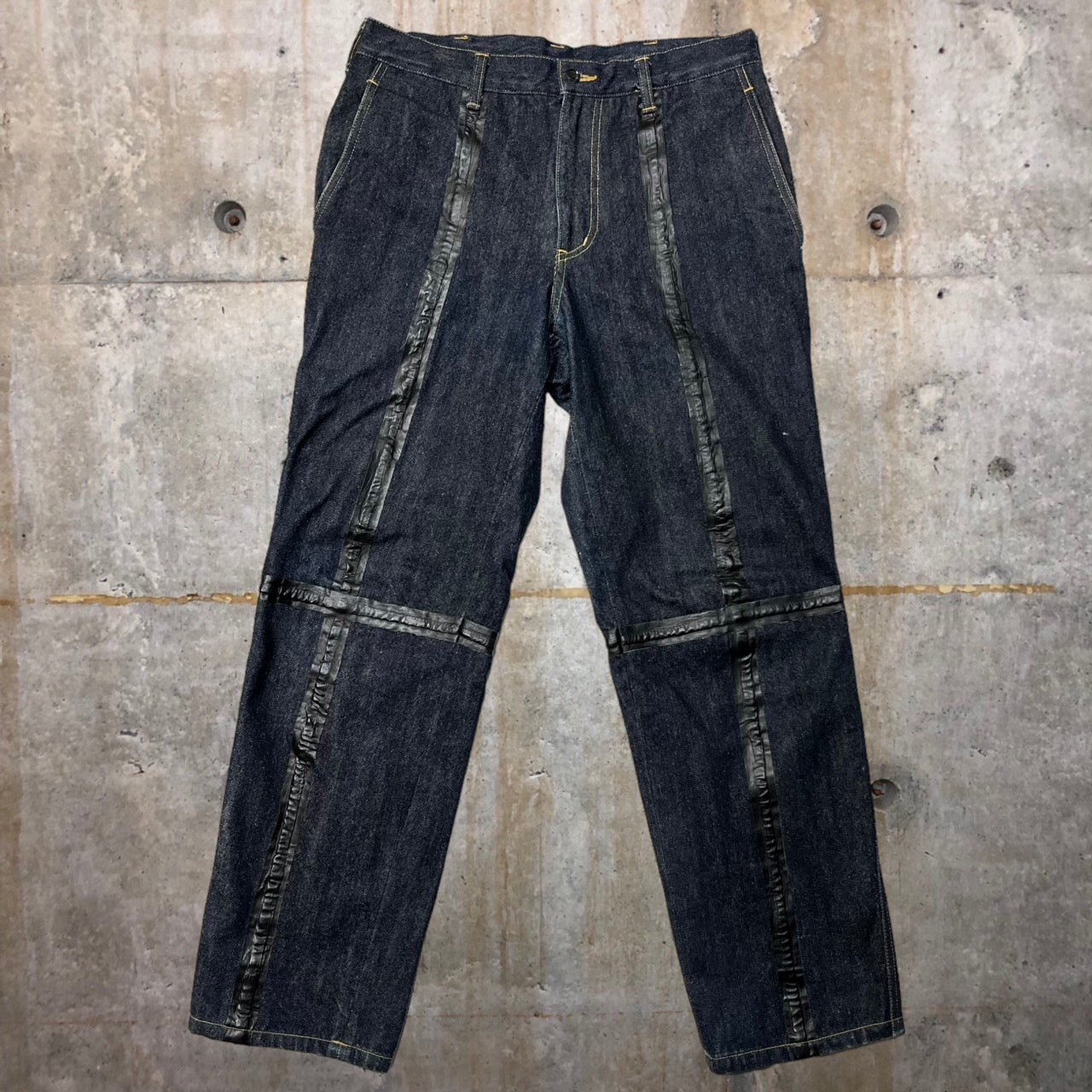 COMME des GARCONS HOMME(コムデギャルソンオム) 03AW polyurethane tape decoration denim pants/ポリウレタンテープ装飾デニムパンツ/川久保玲/00s HK-P052 SIZE M インディゴ×ブラック AD2003 本人期