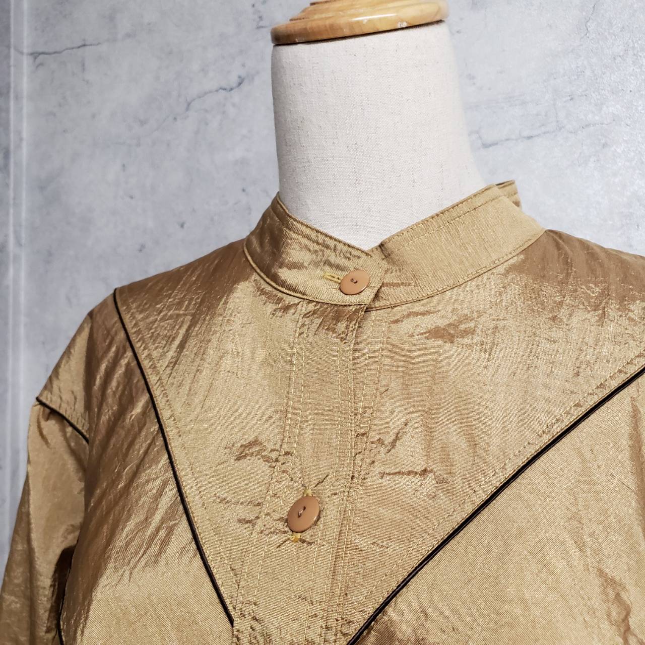 Vintage(ヴィンテージ) ノーカラーナイロンシャツ 表記なし(FREEサイズ) カーキ