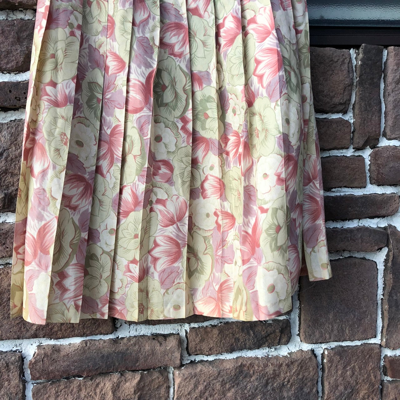 Euro Vintage(ヨーロッパヴィンテージ) Retro_太プリーツ花柄スカート 38(Sサイズ程度) グリーン