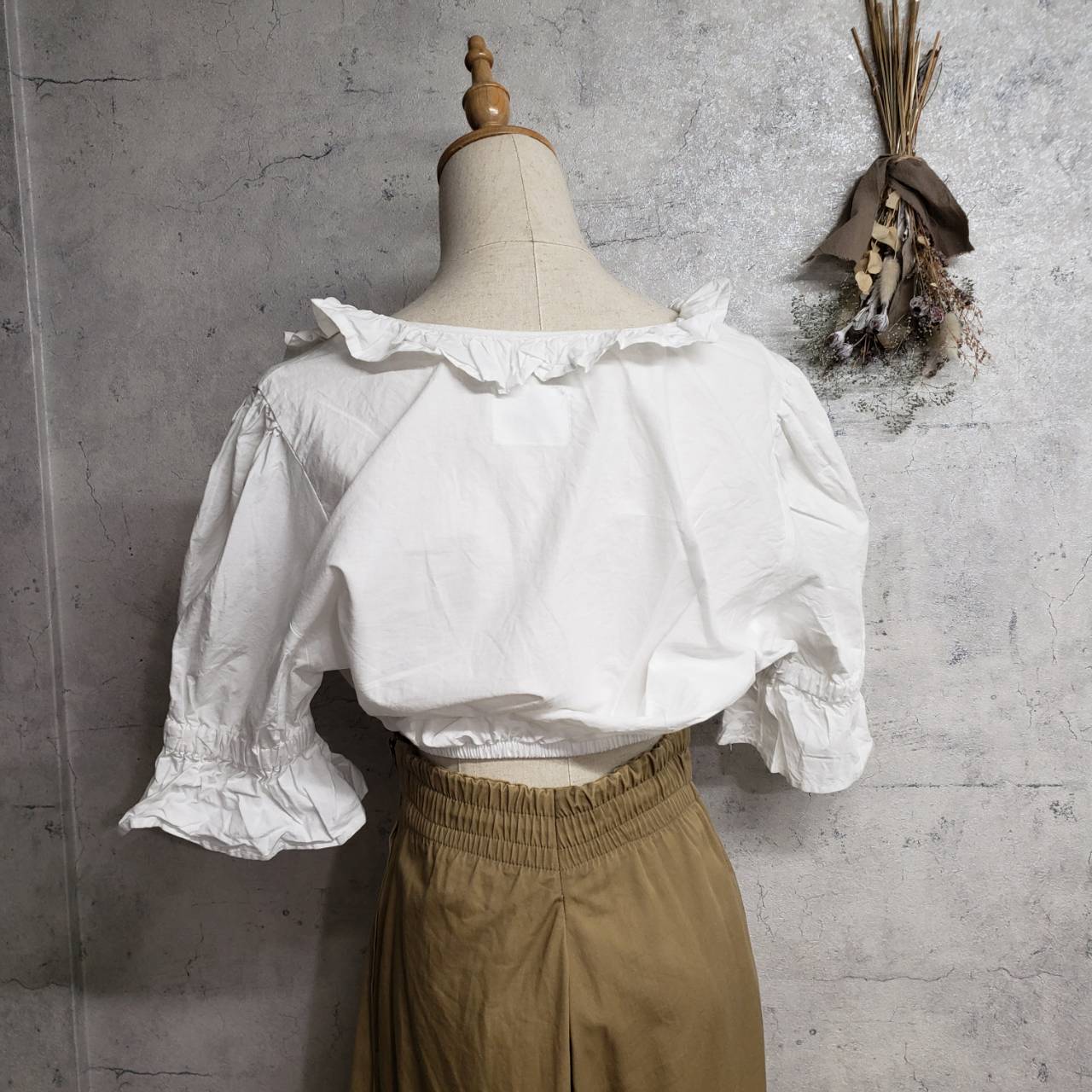 Vintage(ヴィンテージ) Edelnice フロントリボンショートブラウス 54(Mサイズ程度) ホワイト