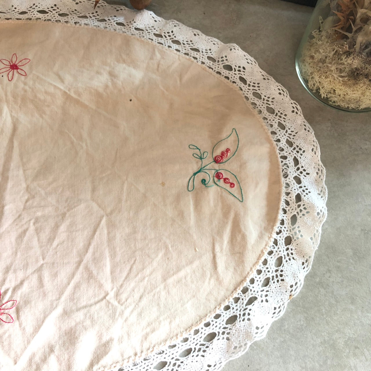 Vintage(ヴィンテージ) What_ラウンドレースの刺繍生地 ピンク