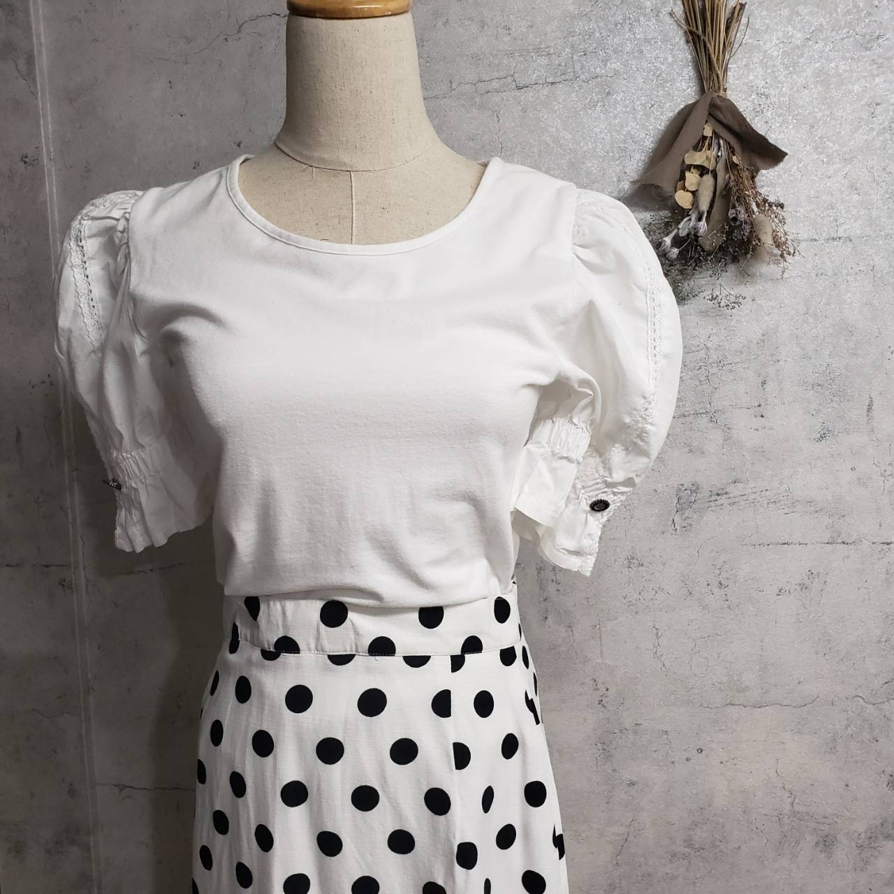 Vintage(ヴィンテージ) 旅するボタンのカットレーストップス 38(Mサイズ程度) ホワイト