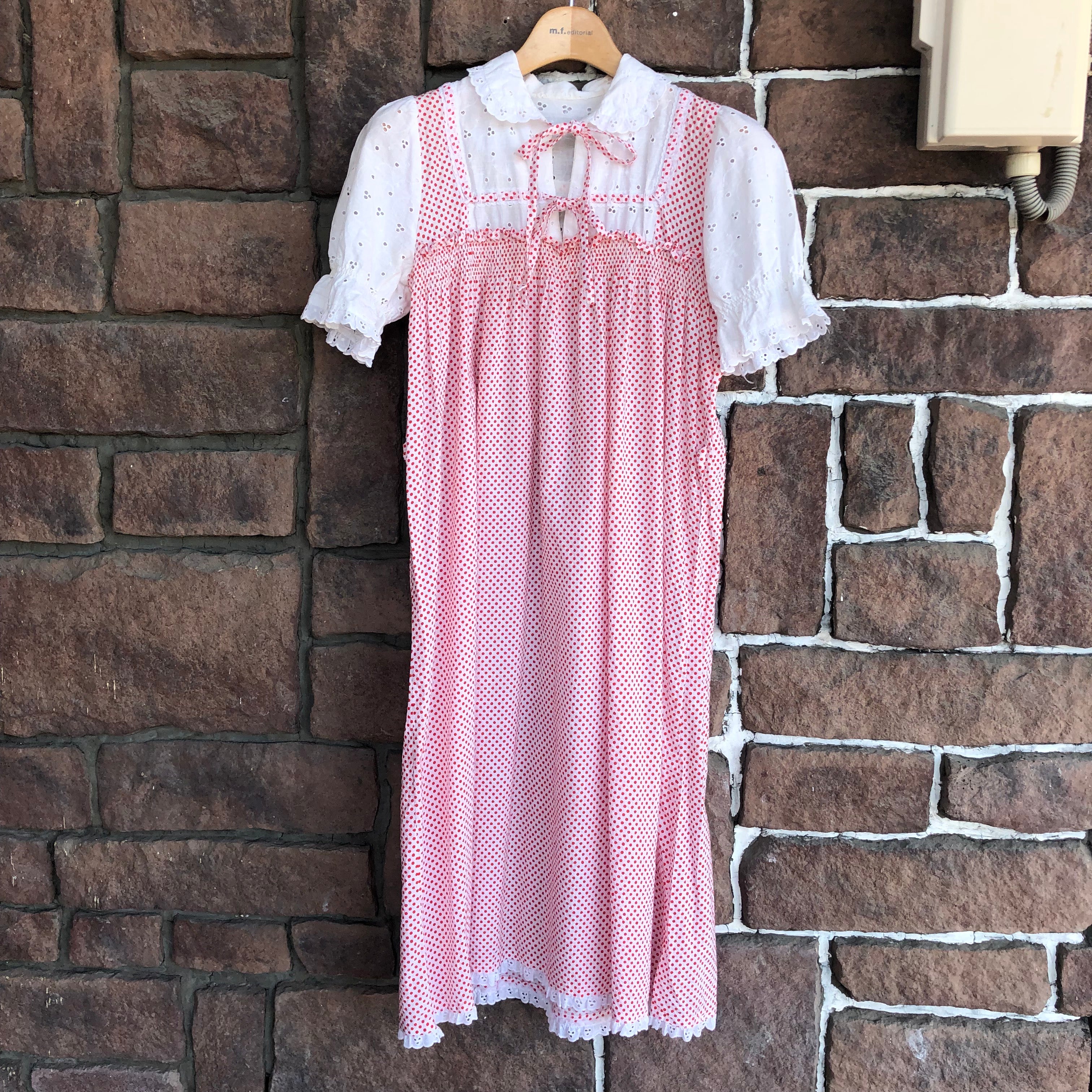 Euro Vintage(ヨーロッパヴィンテージ) Ribon_ドットレースの気分ワンピース 表記なし(Mサイズ程度) レッド