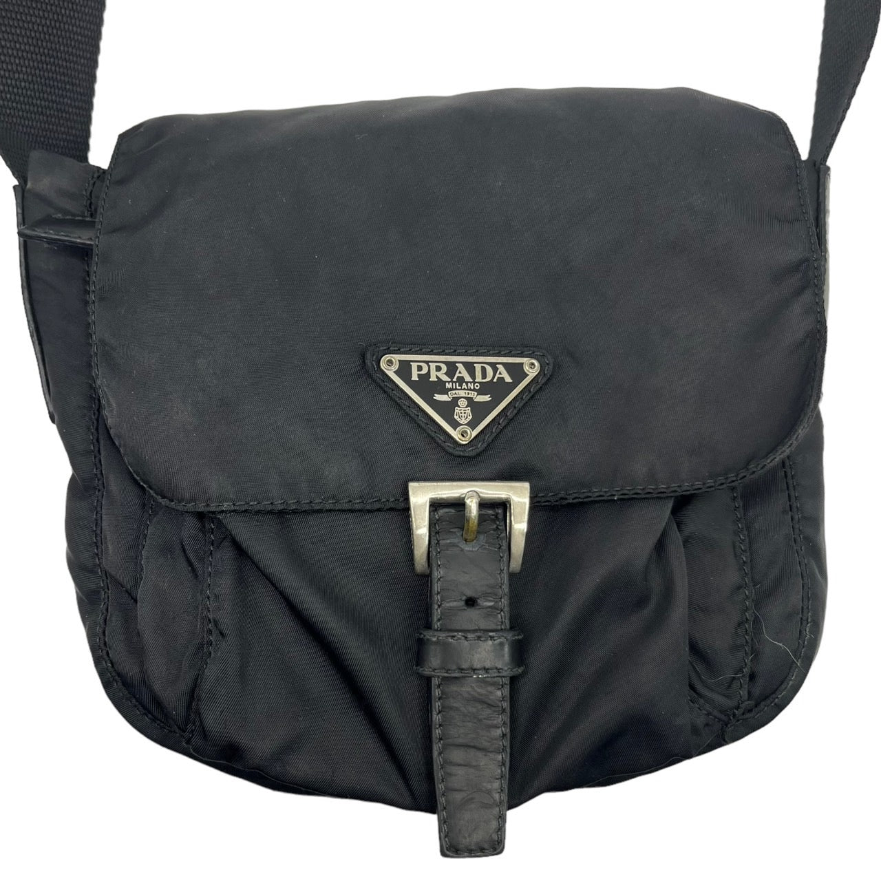 PRADA(プラダ) old nylon shoulder pouch/オールドナイロンショルダーポーチ/三角プレート/バッグ ブラック 全体使用感有
