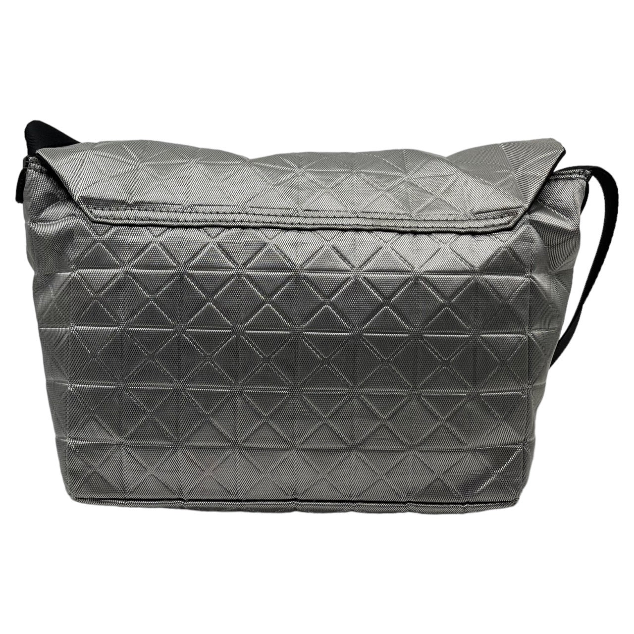 PLEATS PLEASE(プリーツプリーズ) 初期バオバオメッセンジャーバッグ/ショルダーバッグ (小) シルバー