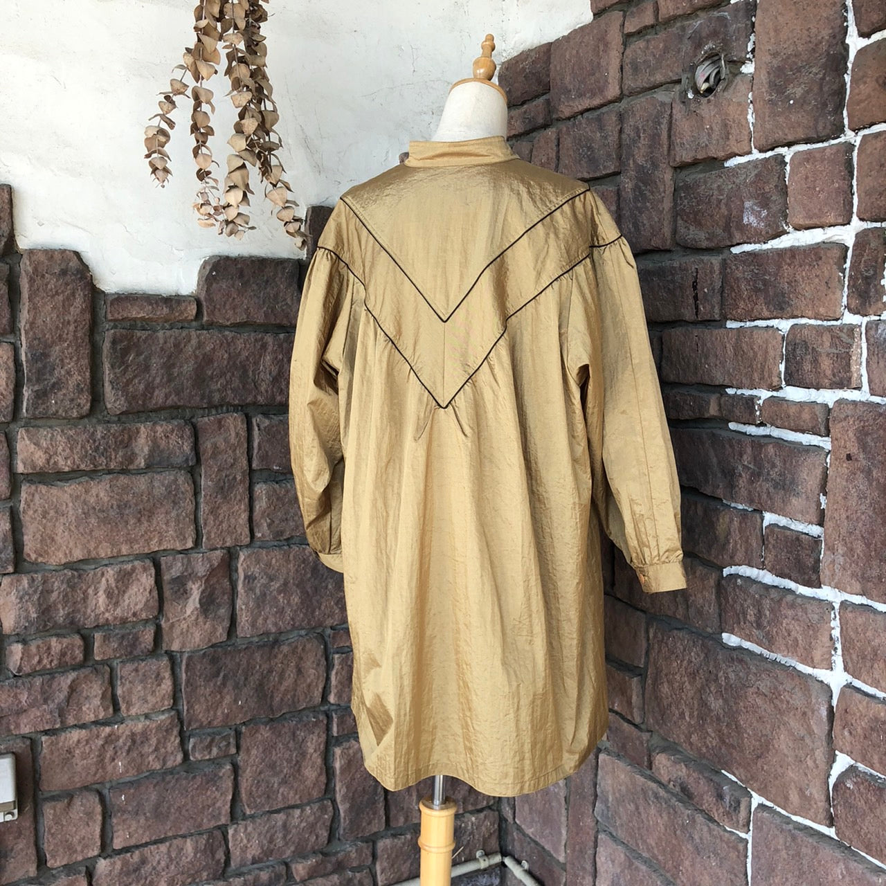 Vintage(ヴィンテージ) ノーカラーナイロンシャツ 表記なし(FREEサイズ) カーキ