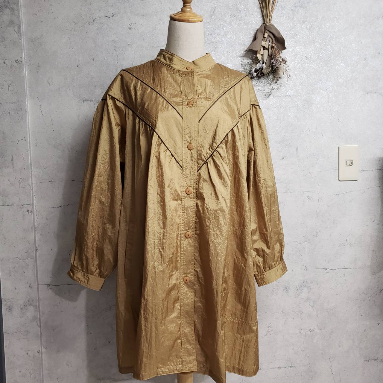 Vintage(ヴィンテージ) ノーカラーナイロンシャツ 表記なし(FREEサイズ) カーキ