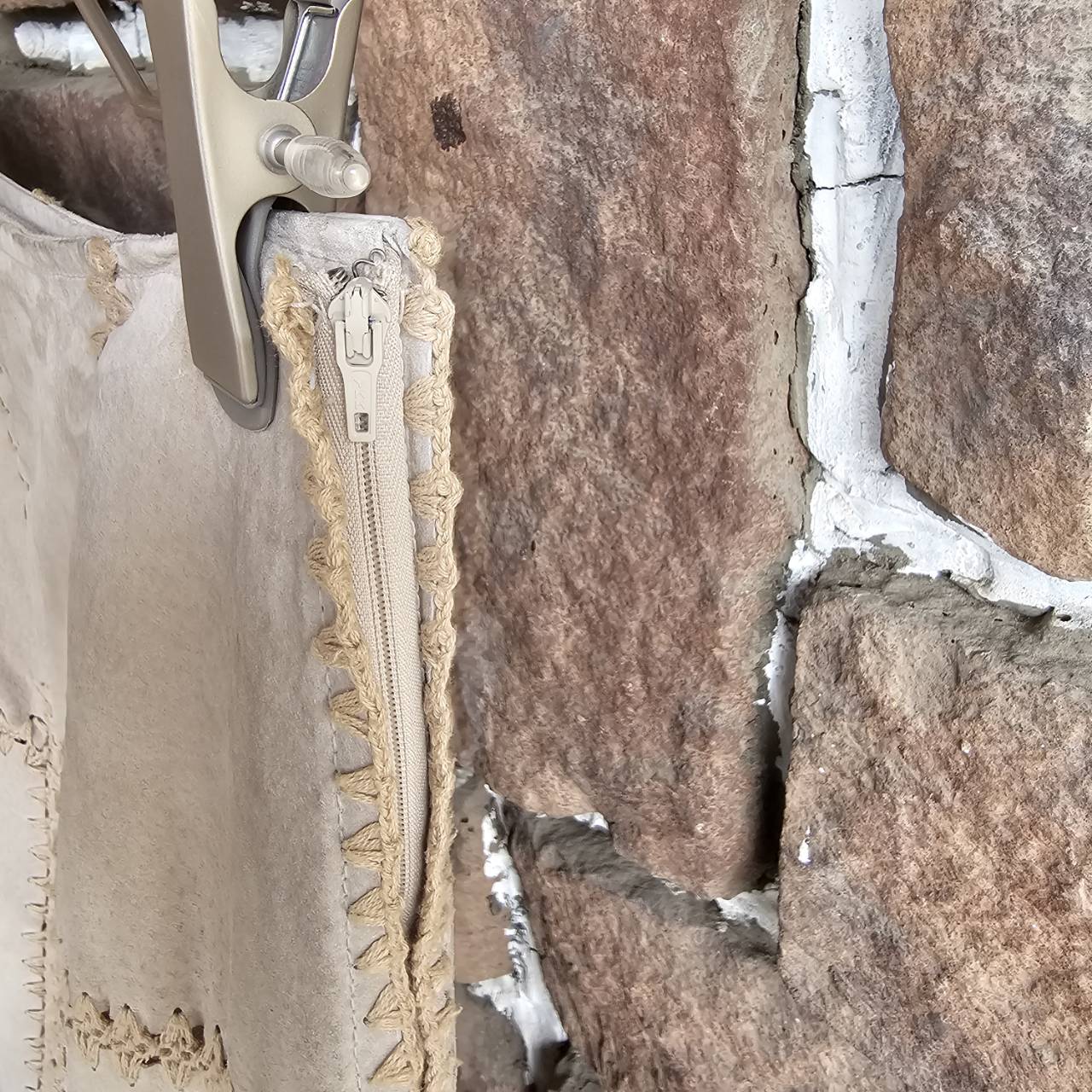 VINTAGE(ヴィンテージ) 刺繍レザーフレアスカート FREE ベージュ