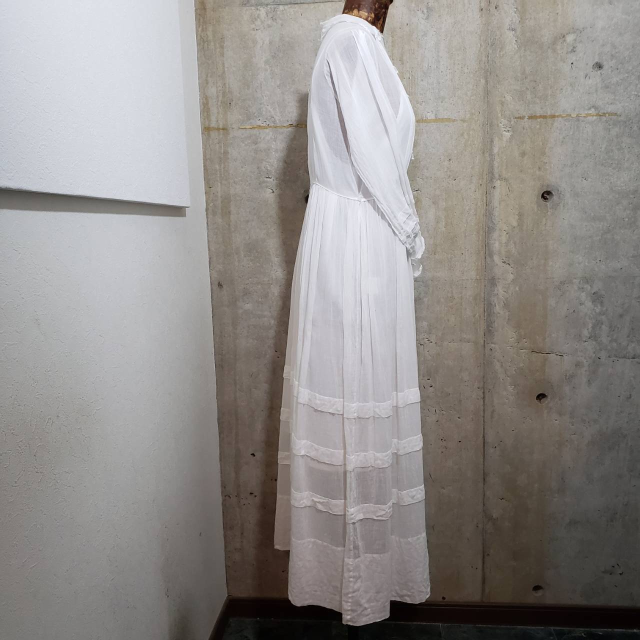 Euro Vintage(ヨーロッパヴィンテージ) Shiro_予感を纏うロングワンピース 表記なし(Mサイズ程度) ホワイト