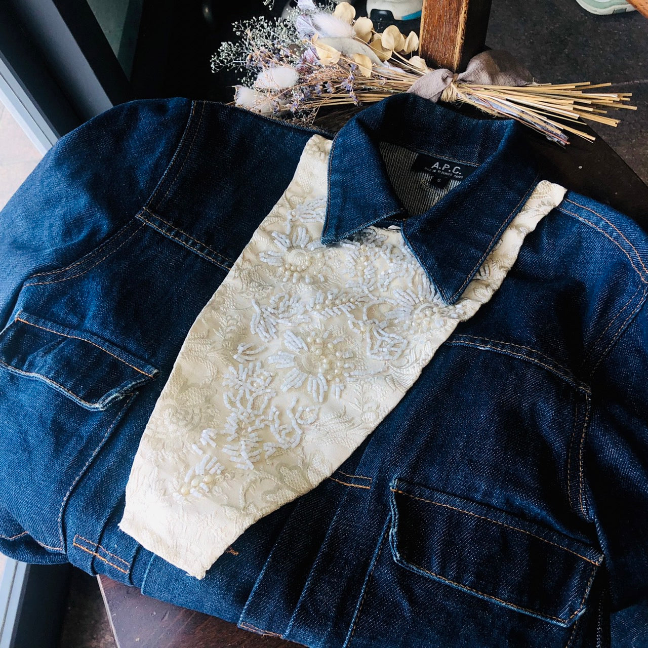 VINTAGE(ヴィンテージ) ビーズ装飾ファブリック アイボリー