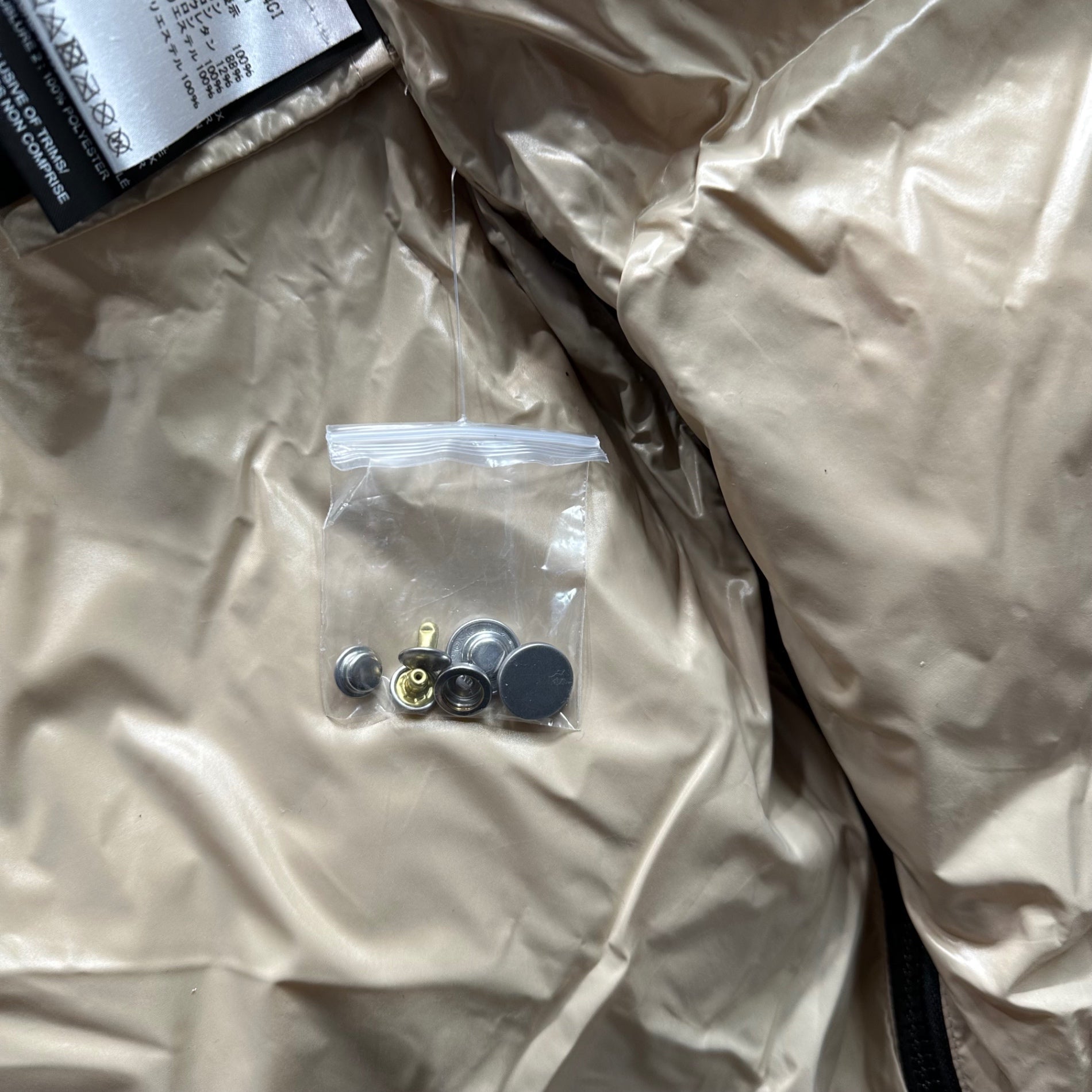 ALPENHAUS(アルペンハウス) Tingwick 2-in-1 Maxi Puffer Jacket with Removable Sleeves ティンウィック マキシ 中綿 ジャケット コート 袖 取り外し可能 A2N010F4CI M ベージュ×オレンジ