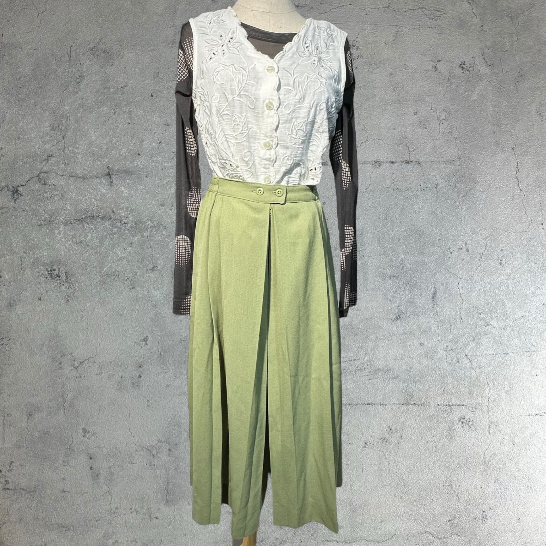 Euro vintage(ヨーロッパヴィンテージ) 80'~90's pale smokey green pleated gaucho pants プリーツガウチョパンツ 表記無し(M～Lサイズ程度) グリーン