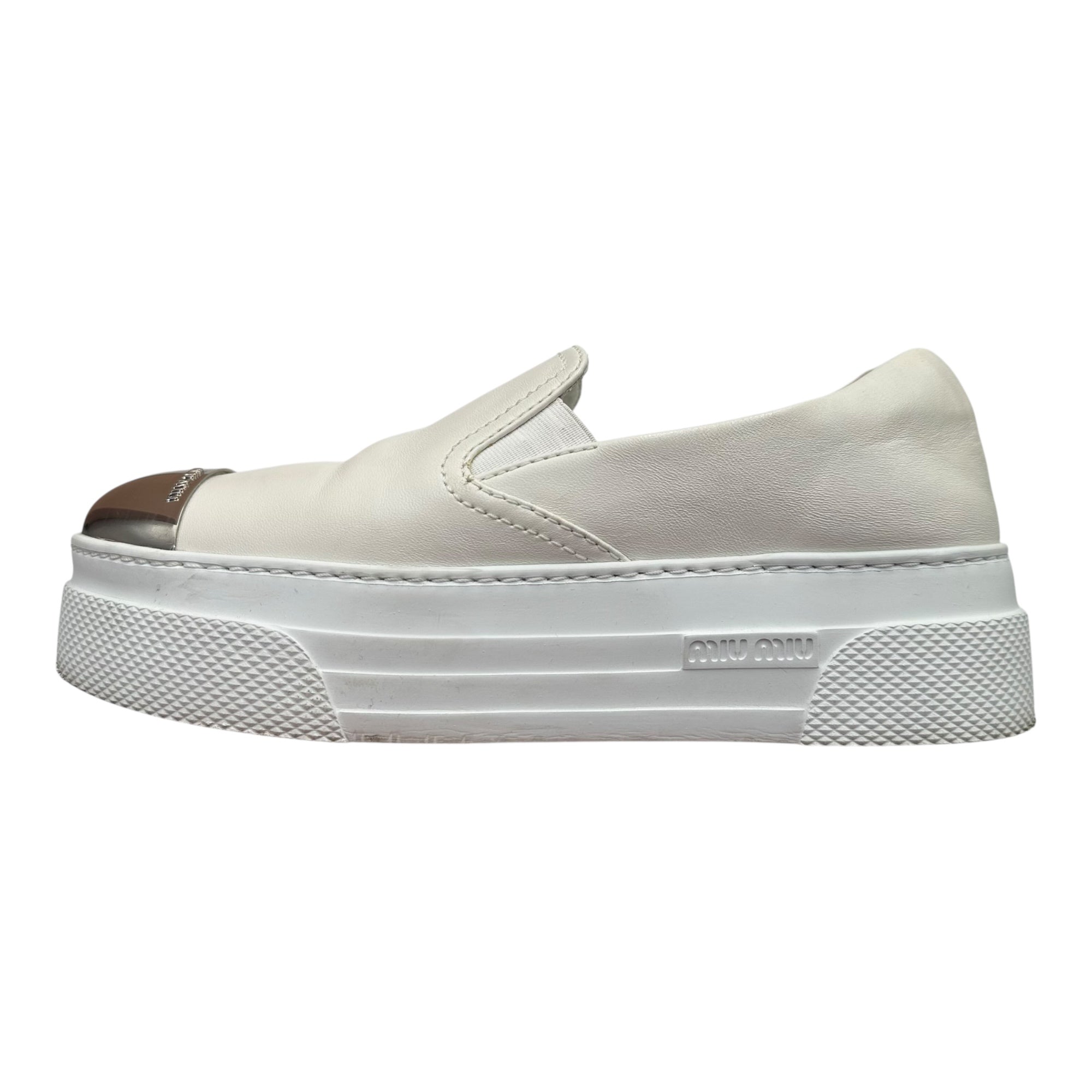 miu miu(ミュウミュウ) Metallic Toe Thick-Soled Leather Slip-On メタリック トゥ 厚底 レザー スリッポン 905 37(23.5cm)  ホワイト×シルバー