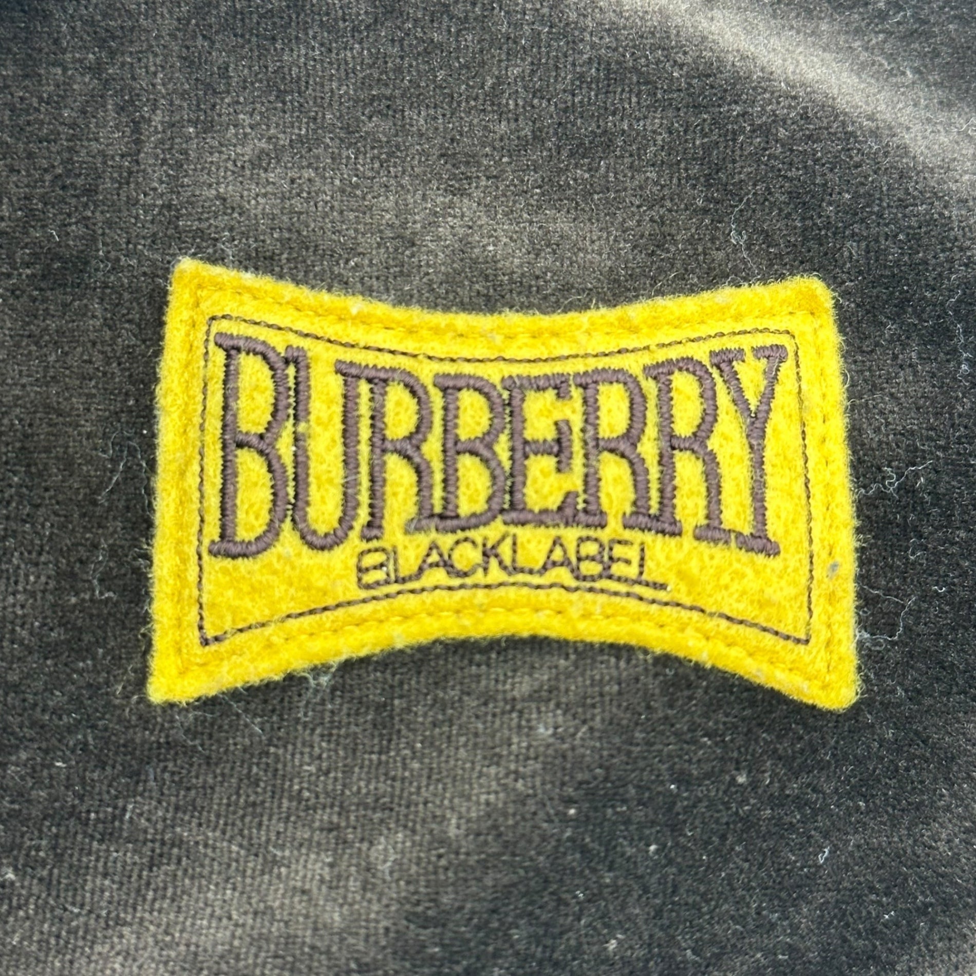 BURBERRY BLACK LABEL(バーバリーブラックレーベル) Logo Velour