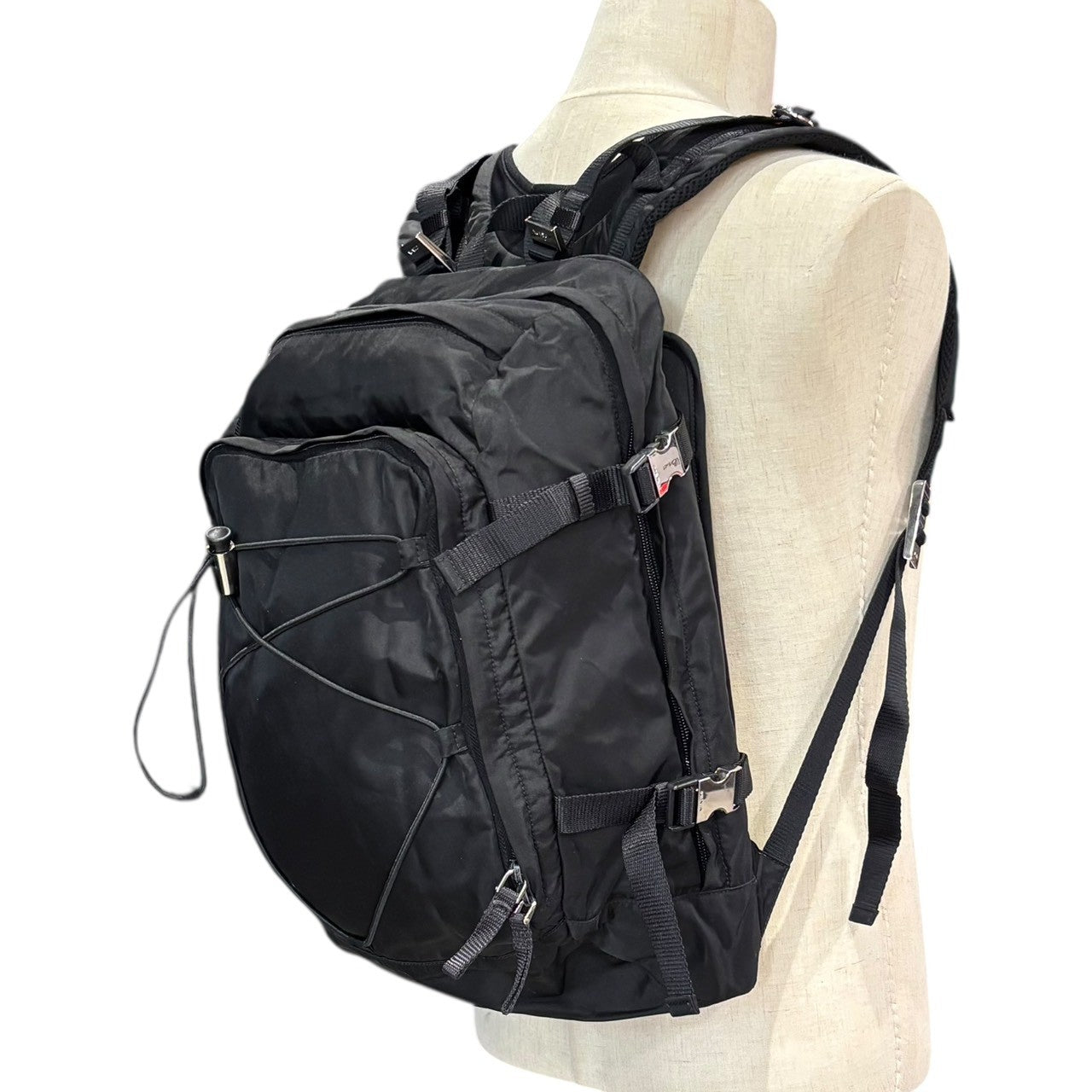 PRADA(プラダ) Drawstring Nylon Backpack ドローコード ナイロン リュックサック バックパック VZ0055 ブラック