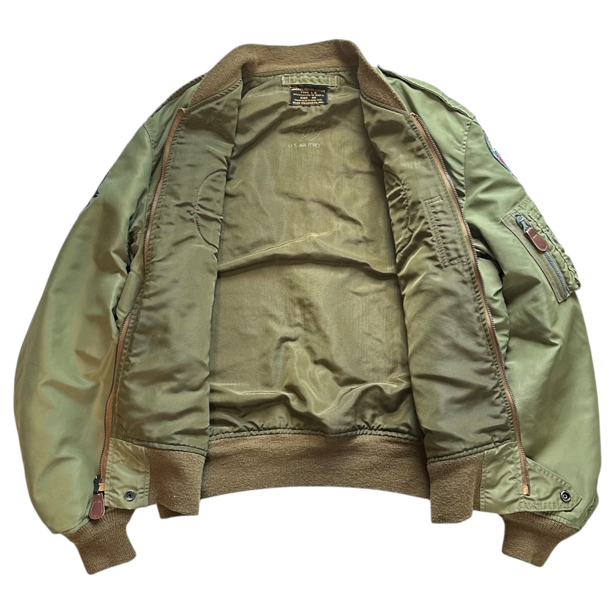 【SALE対象外】BUZZ RICKSON’S(バズリクソンズ) REED PRODUCTS INC. USAF L-2 FLIGHT JACKET リード プロダクツ エアフォース フライト ジャケット AF33(038)-7435 40 セージグリーン 303d BOMBARDMENT GROUP 第303爆撃グループ 500着限定
