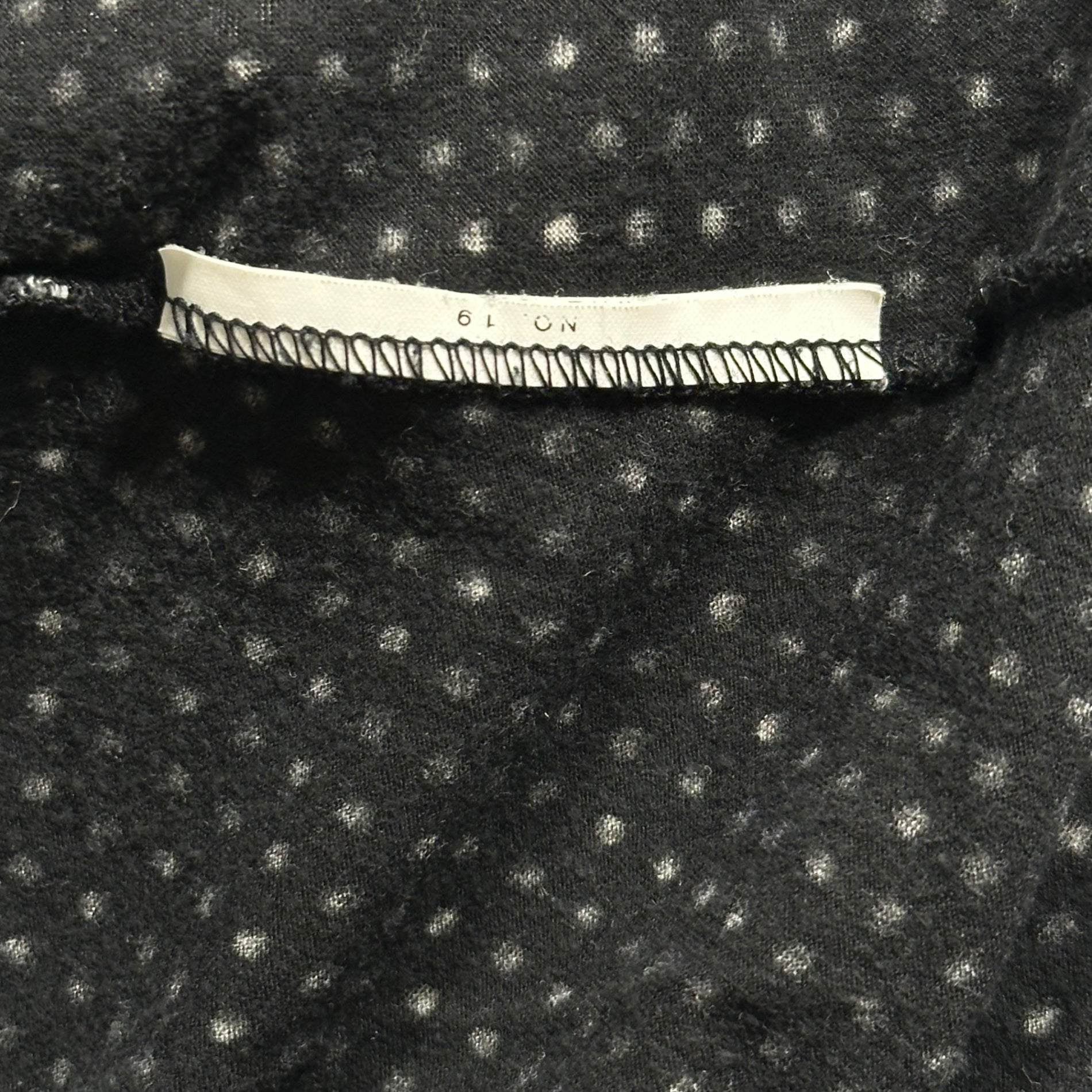 COMME des GARCONS JUNYA WATANABE(コムデギャルソンジュンヤワタナベ)  Short sleeve dot top 半袖 ドット カットソー ブラック×ホワイト 品質表示タグ切取