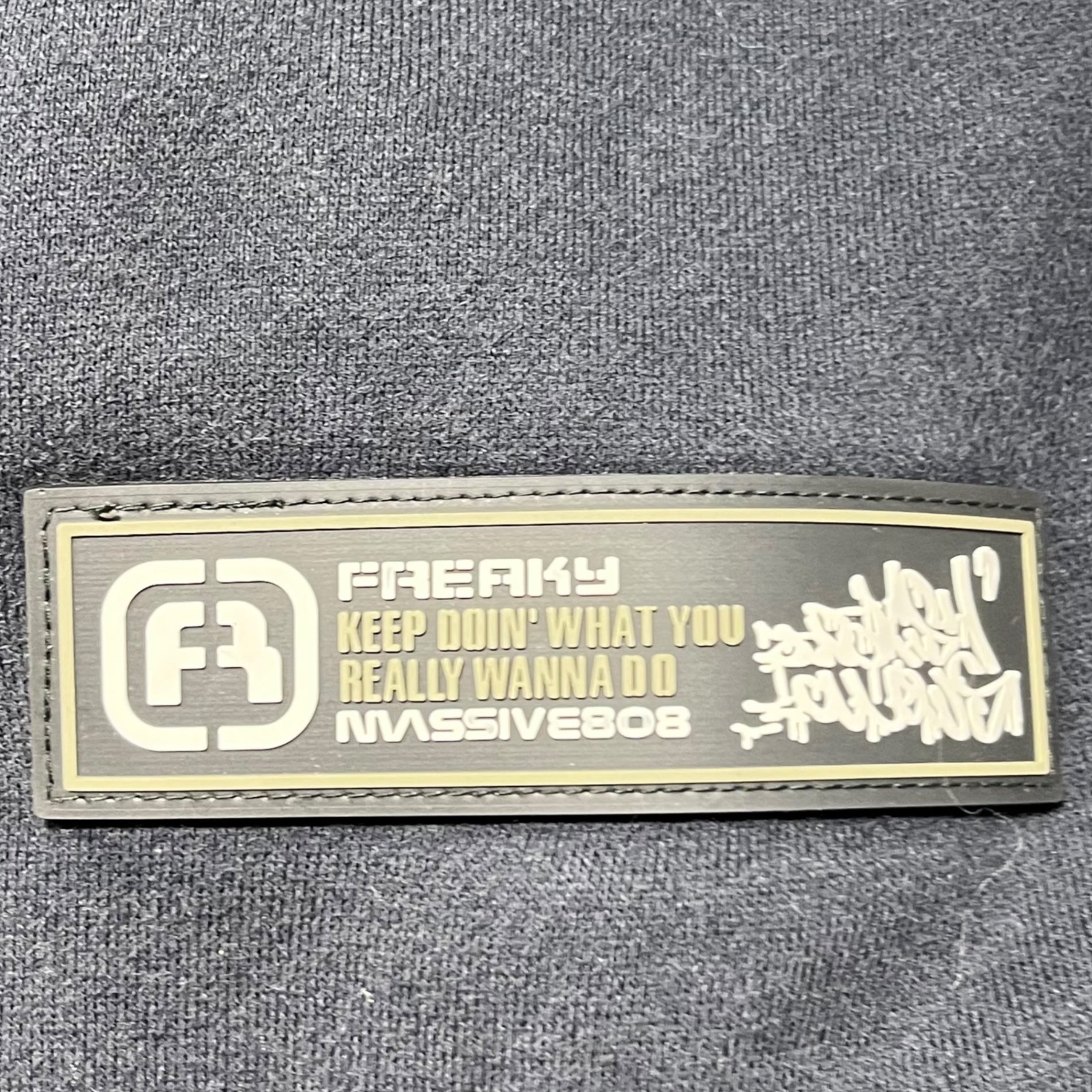 FREAKY(フリーキー) 00's LOGO PARKA ロゴ パーカー 00年代 B-BOY L ブラック