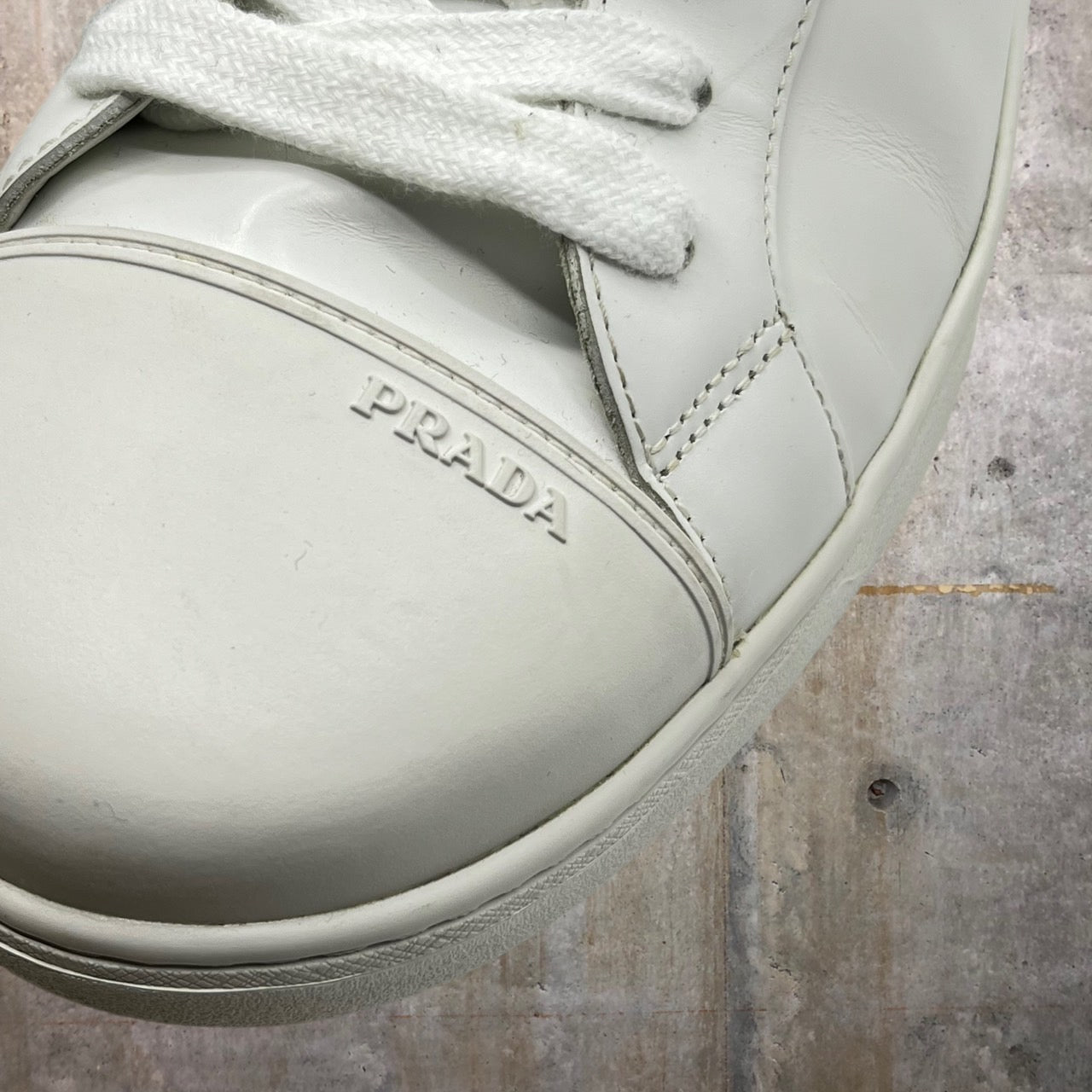 PRADA(プラダ) LOW TOP LOGO SNEAKER/ロゴラバースニーカー 3543 9 1/2 4E(28cm程度) ホワイト