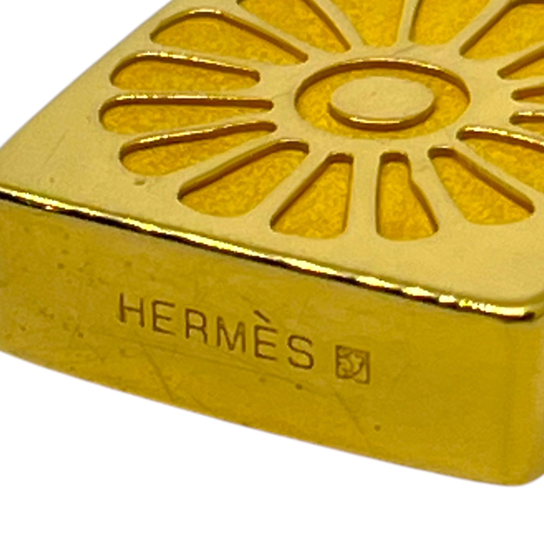 HERMES(エルメス) 1994年限定 sunflower cadena charm ヒマワリ 向日葵 カデナ チャーム 年間テーマ 「le Soleil」 太陽 ゴールド 箱付 ペンダントトップにも