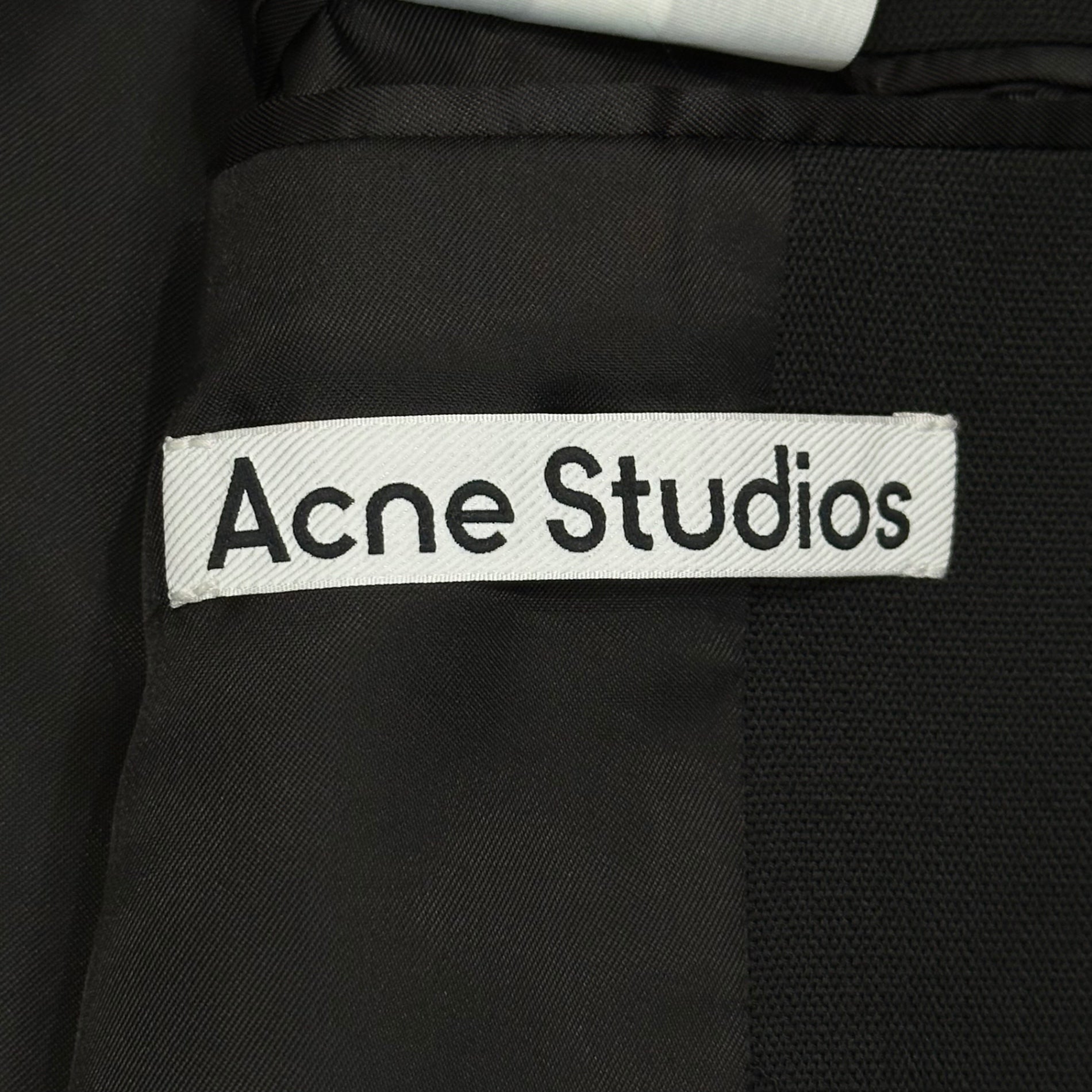 Acne Studios(アクネストゥディオズ) Regular-Fit Suit Jacket レギュラーフィット スーツ ジャケット テーラード FN-WN-SUIT000508 36(S~M程度) ブラック 参考定価112,200円(税込)