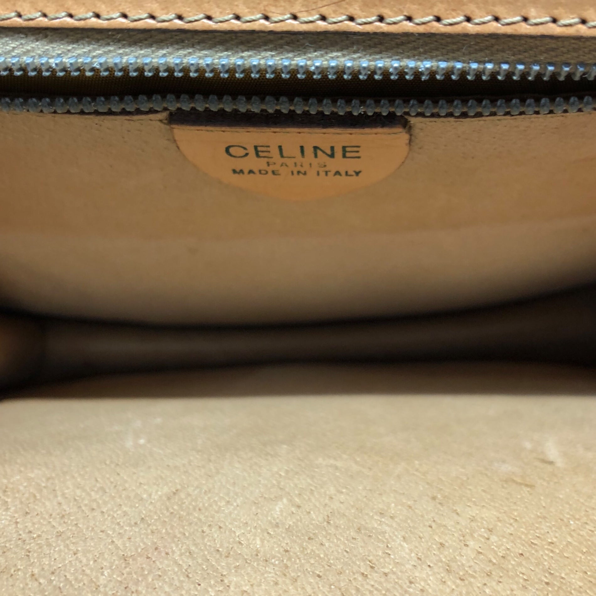 CELINE(セリーヌ) Vintage macadam pattern metal fittings handbag ヴィンテージ マカダム 柄 ゴールド 金具 ハンド バッグ F/10 ブラウン OLD