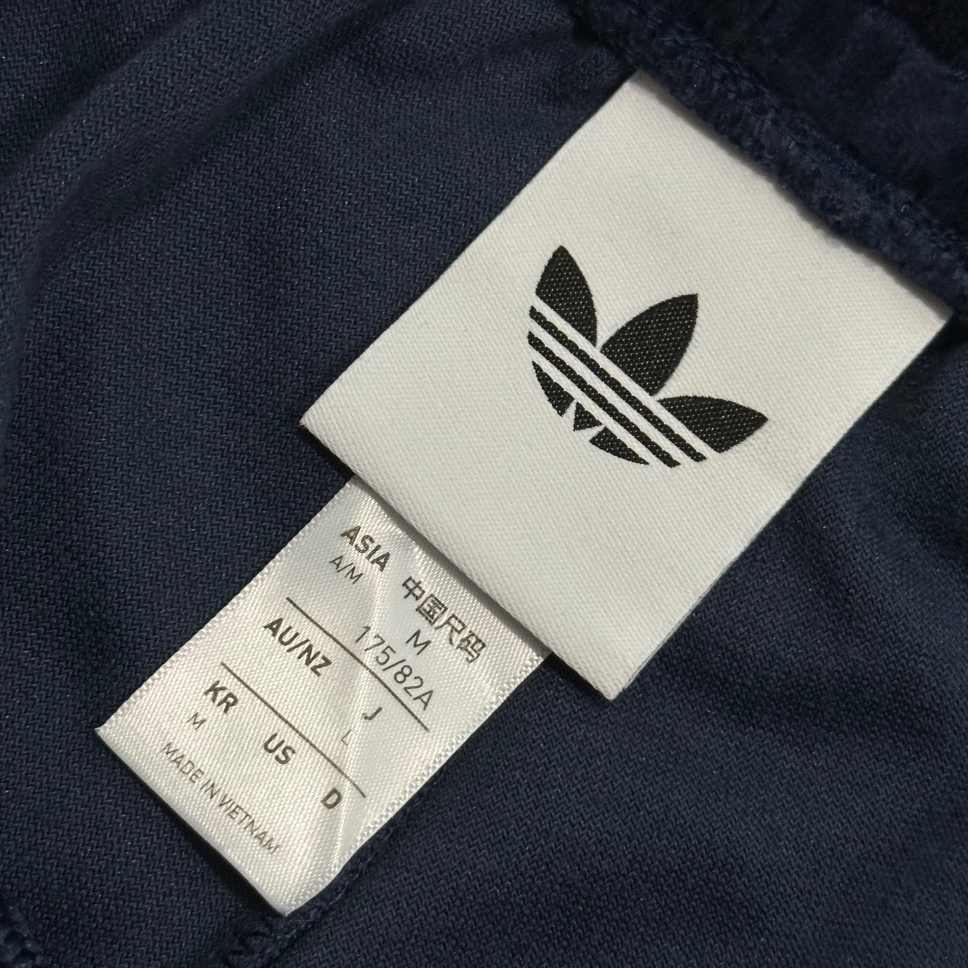 adidas(アディダス) SST Adicolor Velour Track Pants SSTアディカラー ベロア トラックパンツ JX1555 M ダークネイビー ジャージ