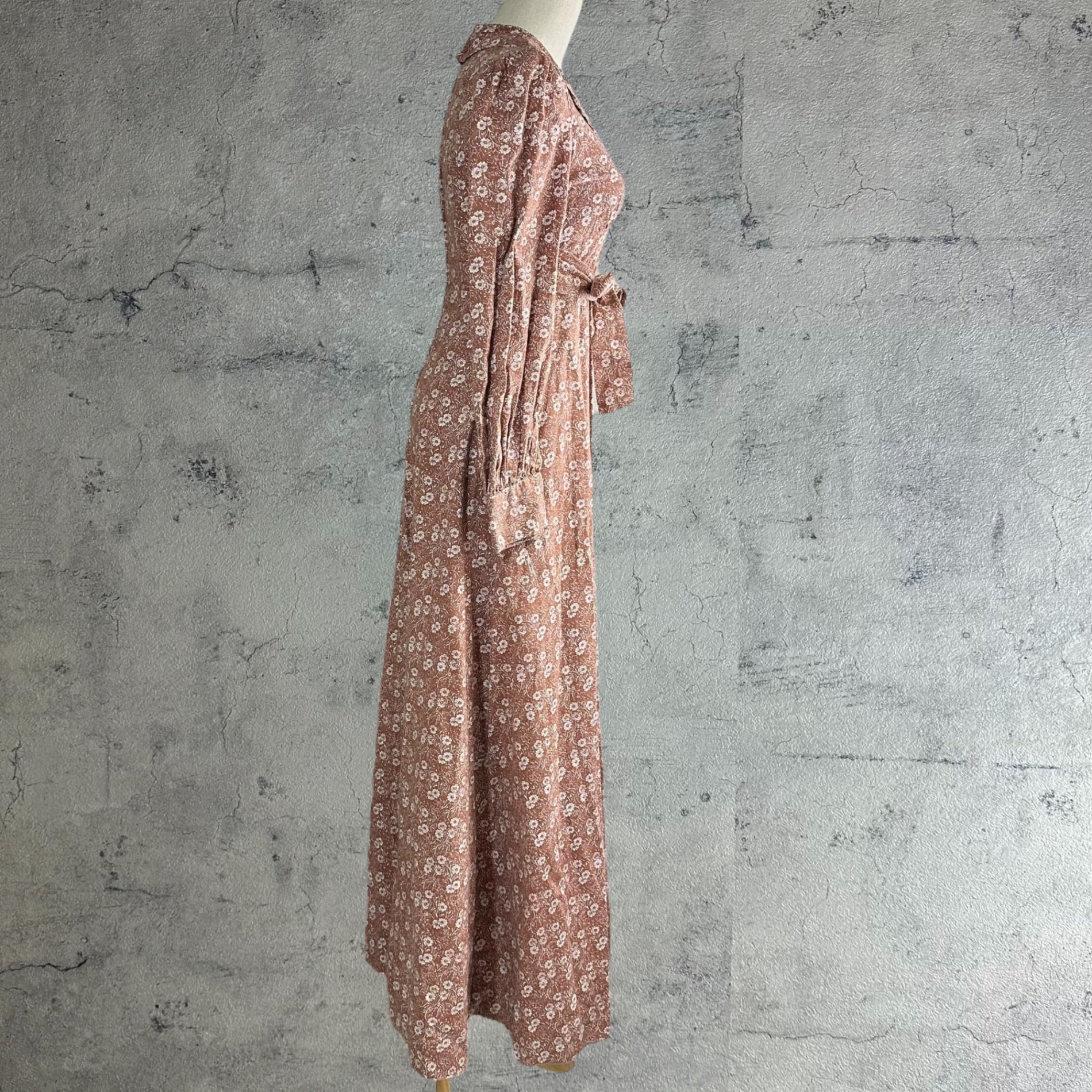 VINTAGE(ヴィンテージ) 70's~small floral pattern long onepiece ベルト付き小花柄のロングワンピース M~L程度 ブラウン×ホワイト
