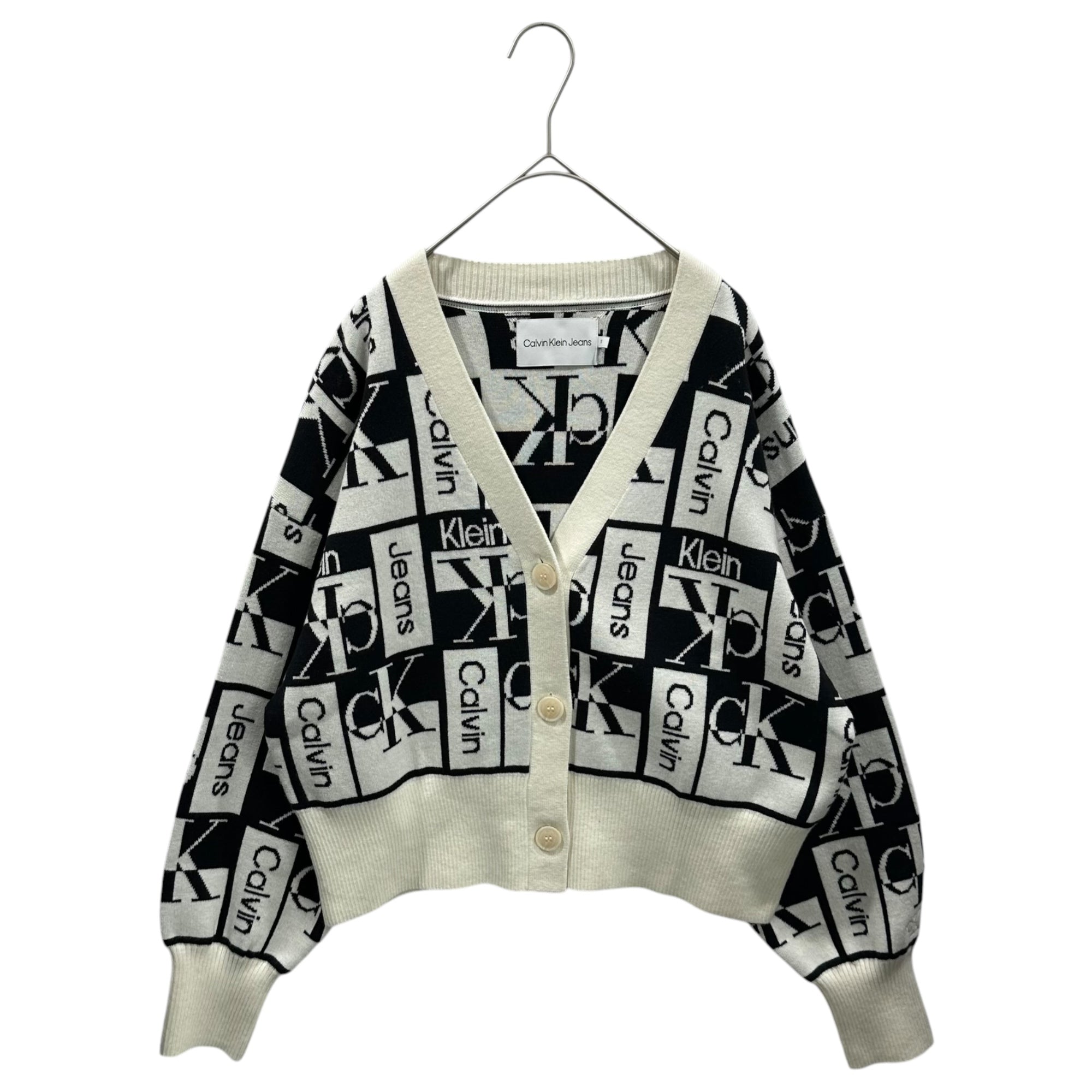 Calvin Klein Jeans(カルバンクラインジーンズ)  V-Neck Cardigan ロゴ ジャガード カーディガン J222385 S ホワイト×ブラック