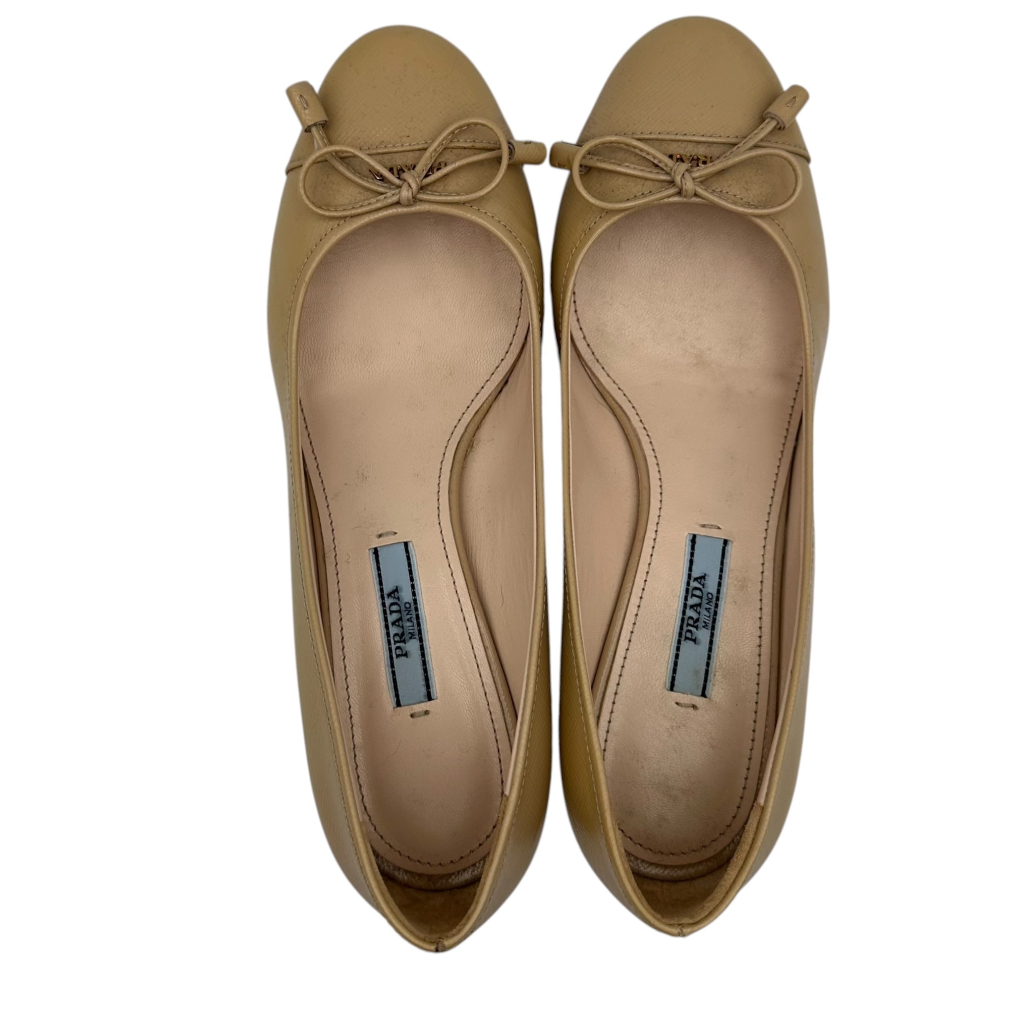 PRADA(プラダ) Patent Saffiano Leather Pumps パテント サフィアーノレザー パンプス 37 1/2 ベージュ