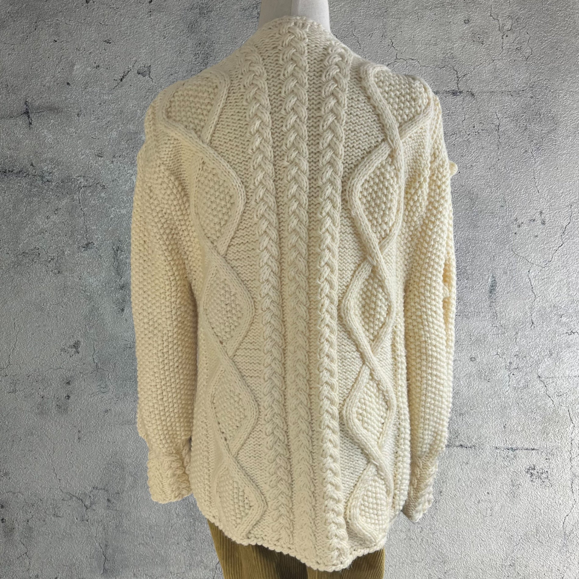 VINTAGE(ヴィンテージ) 80's~ popcorn knit ポップコーンアランニット 木ボタン FREE / 多少のほつれ有 ホワイト