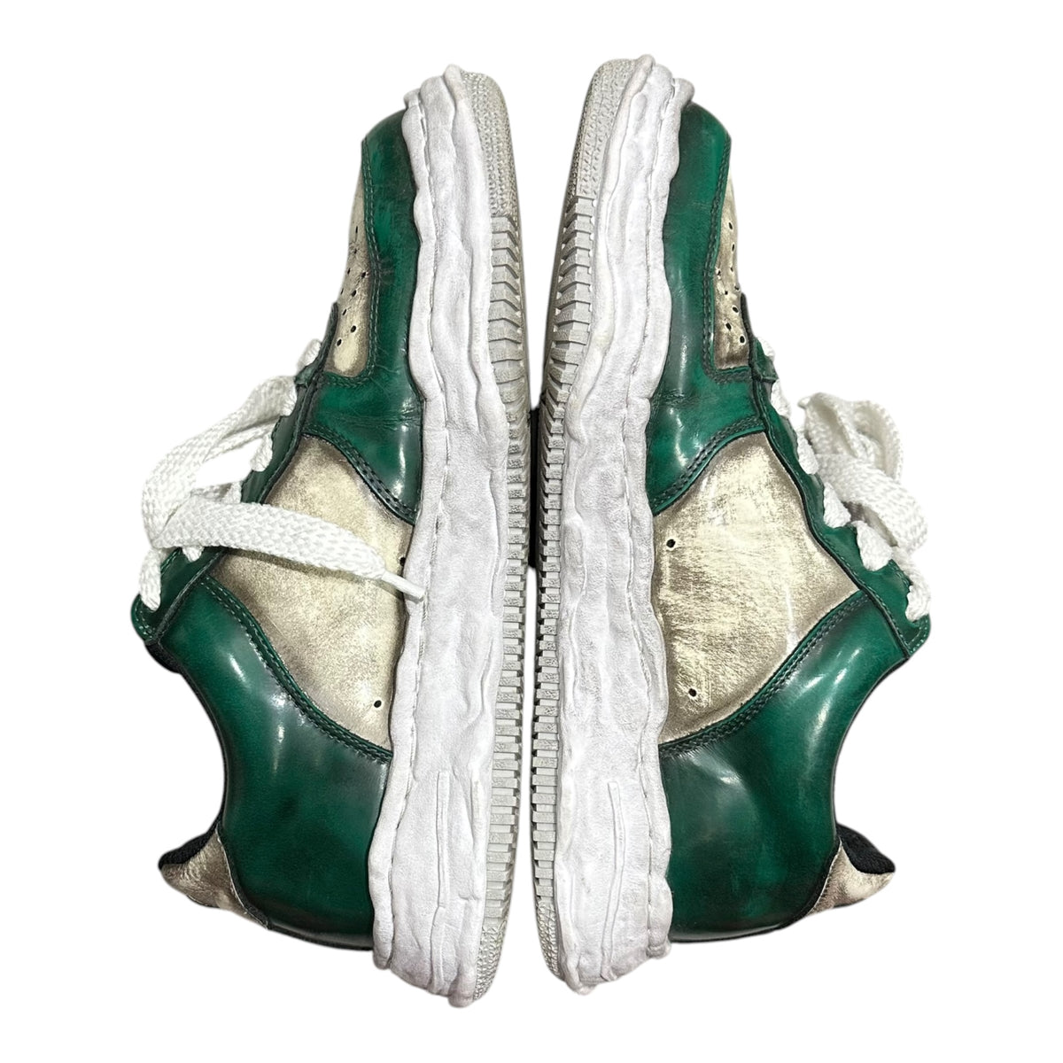 Maison MIHARA YASUHIRO(メゾンミハラヤスヒロ) WAYNE LOW brushed pat アドバン加工 ローカット スニーカー A09FW711 44 グリーン×ホワイト