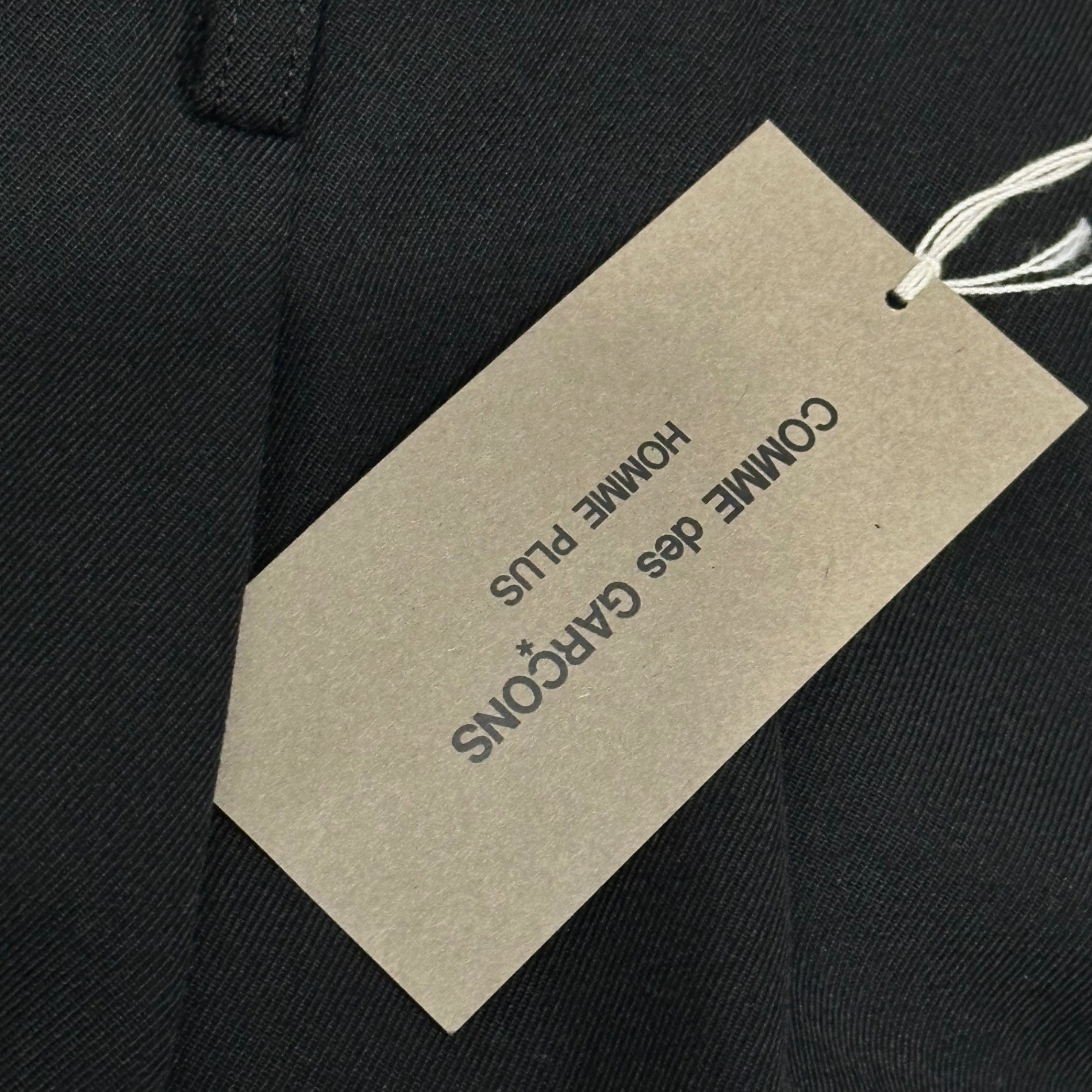 COMME des GARCONS HOMME PLUS(コムデギャルソンオムプリュス) 2025SS Wool Gabardine Side-Ribbon Trousers ウールギャバジン サイド リボン スラックス PO-P054 L ブラック AD2024 テーパード 中 パンツ