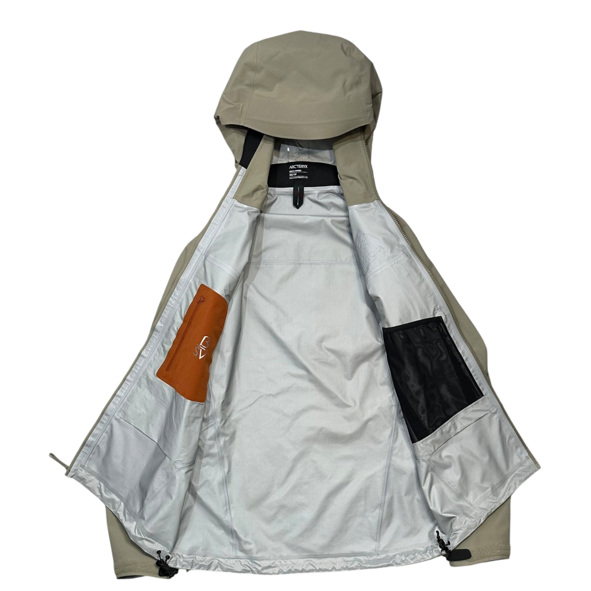 ARC'TERYX(アークテリクス) BETA SV JACKET - Distortion ベータ SV ジャケット 25694-129274 XS ディストーション(グレージュ) 廃番モデル マウンテンパーカー