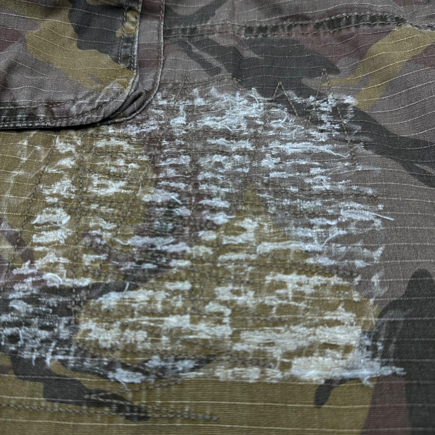 Calvin Klein Jeans(カルバンクラインジーンズ) 00's 7/10 Length Camouflage Damaged Cargo Pants 7分丈 カモフラ ダメージ加工 カーゴ パンツ 32 カーキ Y2K 平成
