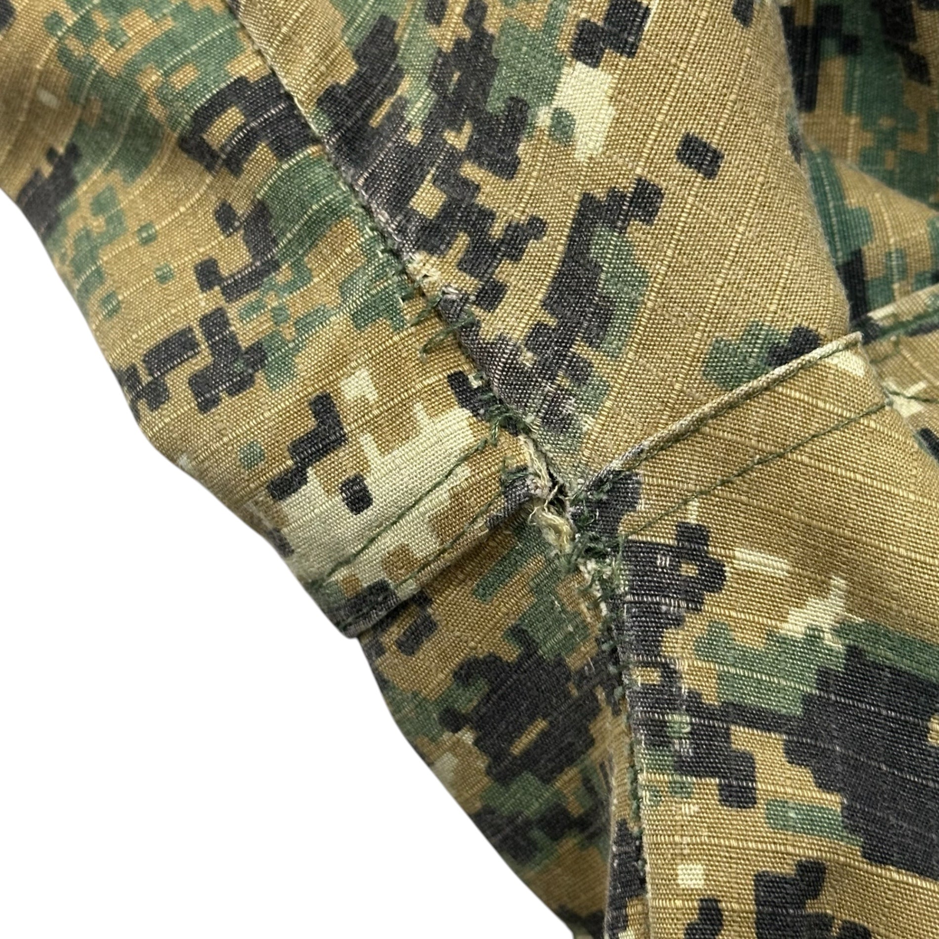 USED(ユーズド) Digital Camo Cargo Pants デジカモ カーゴ パンツ 8415-01-184-1324 L カーキ ミリタリー