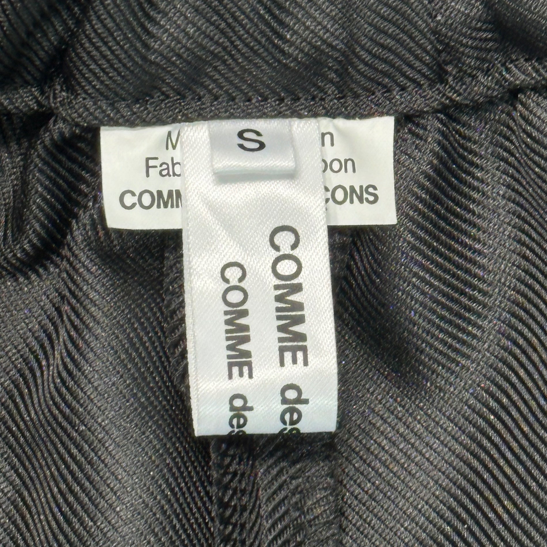 COMME des GARCONS COMME des GARCONS(コムデギャルソン
