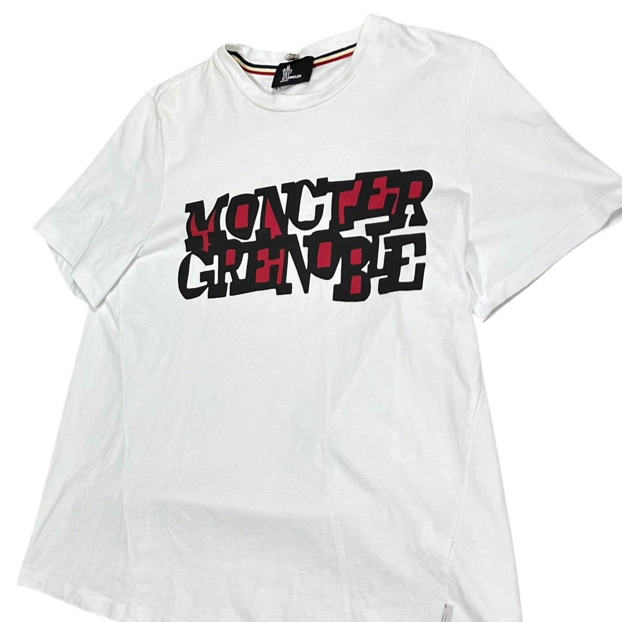 MONCLER GRENOBLE(モンクレール グルノーブル) MAGLIA GIROCOLLO LOGO T-SHIRT ロゴ Tシャツ E20988051850 83927 M ホワイト×ブラック×レッド