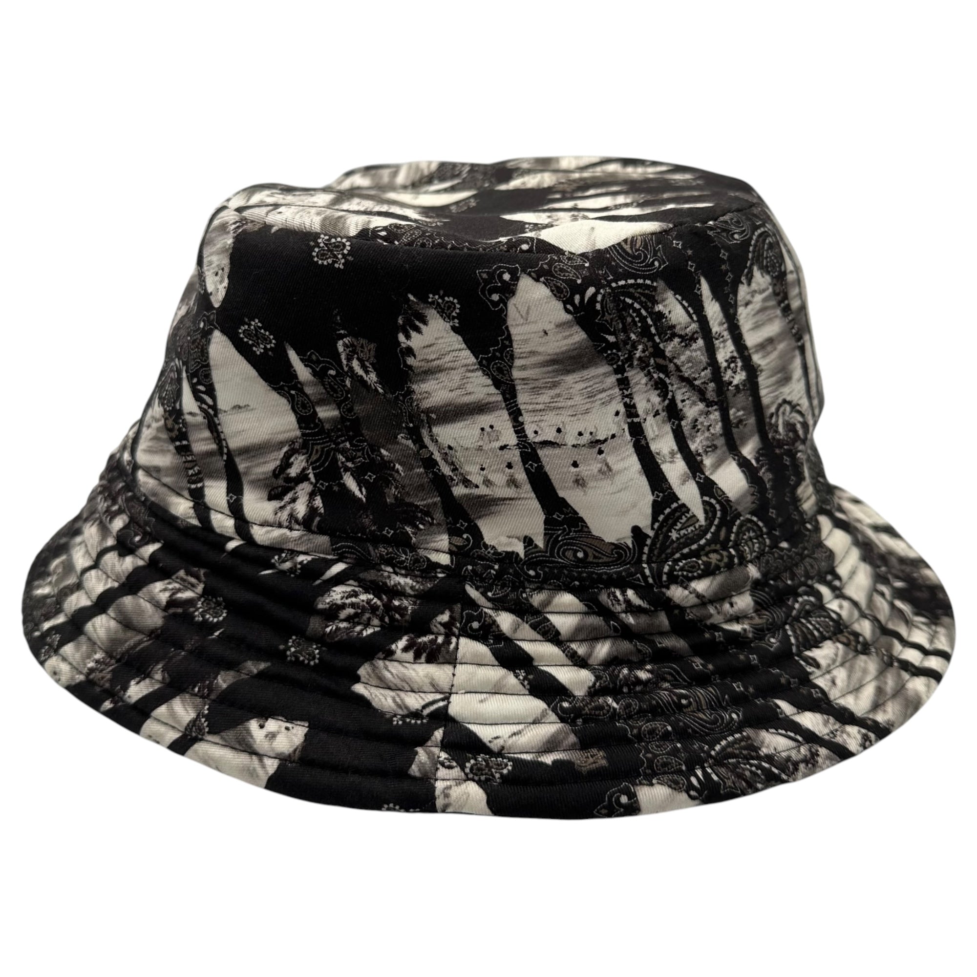 AMIRI(アミリ) BANDANA REVERSIBLE BUCKET HAT バンダナ リバーシブル バケット ハット グレー×ブラック シルク