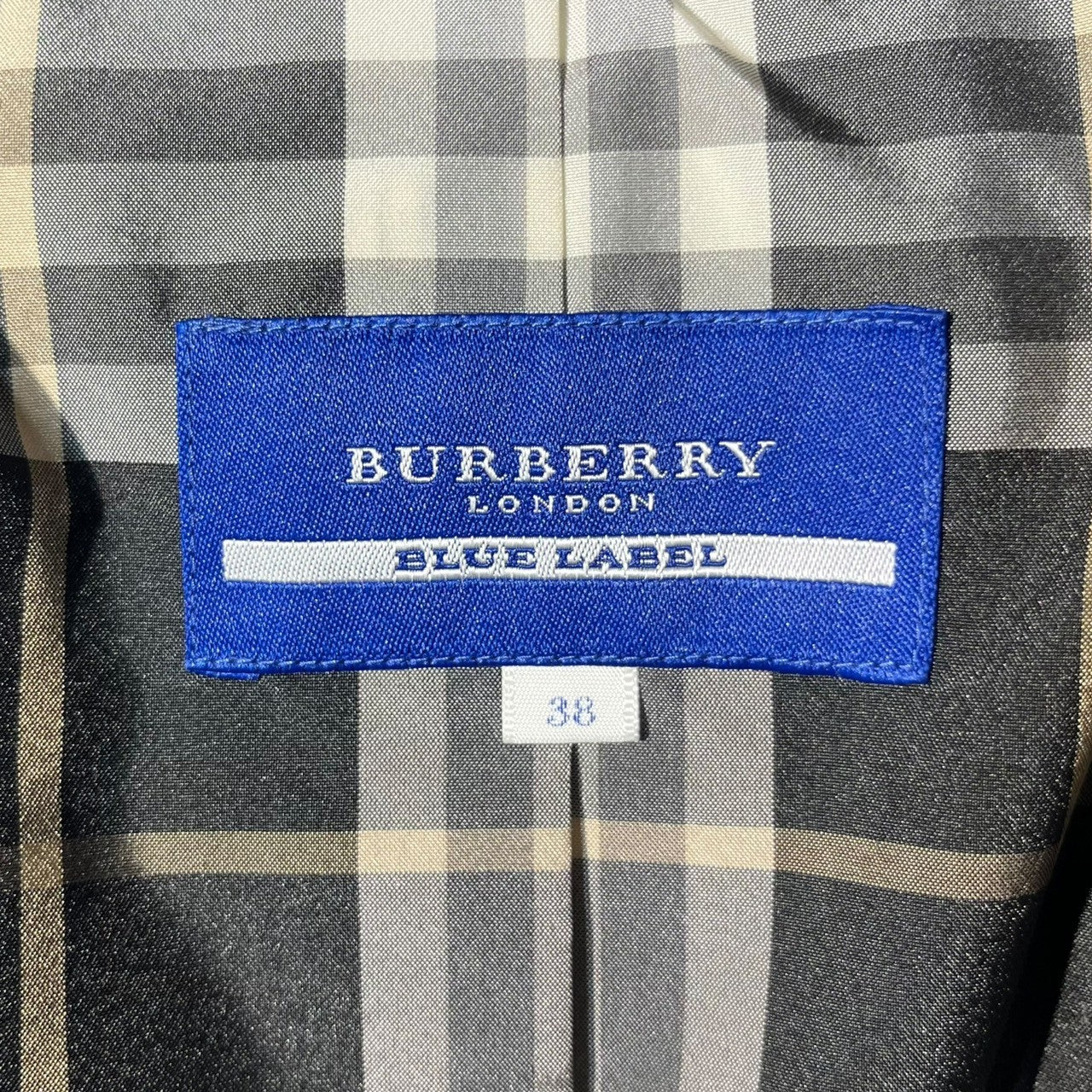 BURBERRY BLUE LABEL(バーバリーブルーレーベル) Raccoon Fur Down Jacket ラクーン ファー ダウン ジャケット FCF24-693-09 38(M程度) ブラック