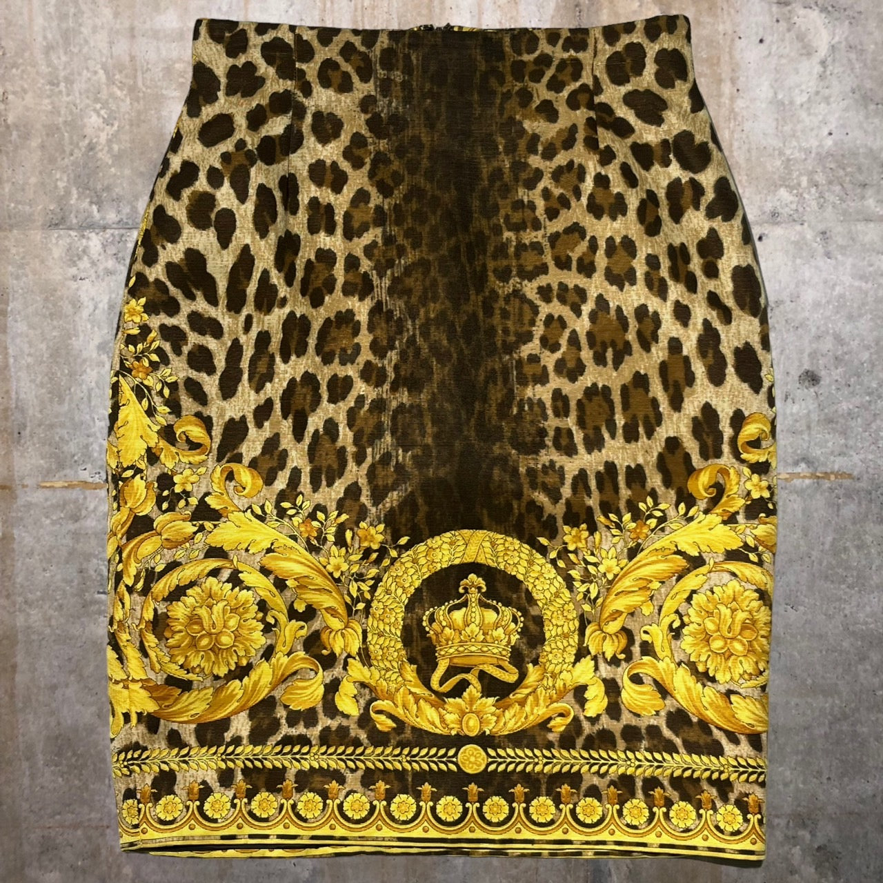 GIANNI VERSACE(ジャンニヴェルサーチ) コットンシルクアニマルスカーフ柄スカート 38(Mサイズ程度) イエロー