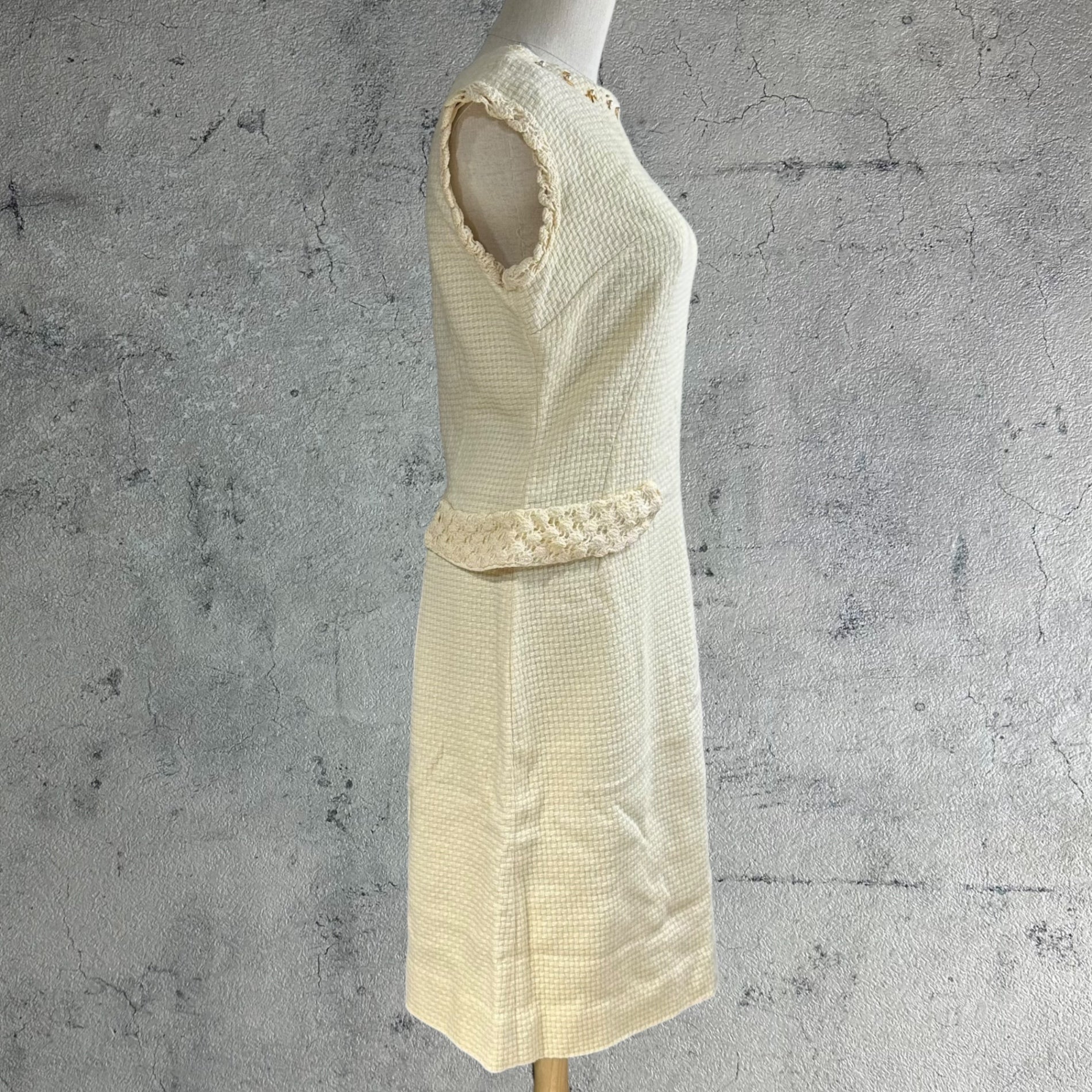 VINTAGE(ヴィンテージ) London 70's~ white knit sleevlessdress ミルキーホワイトニットのデザインノースリーブワンピース M程度 アイボリー
