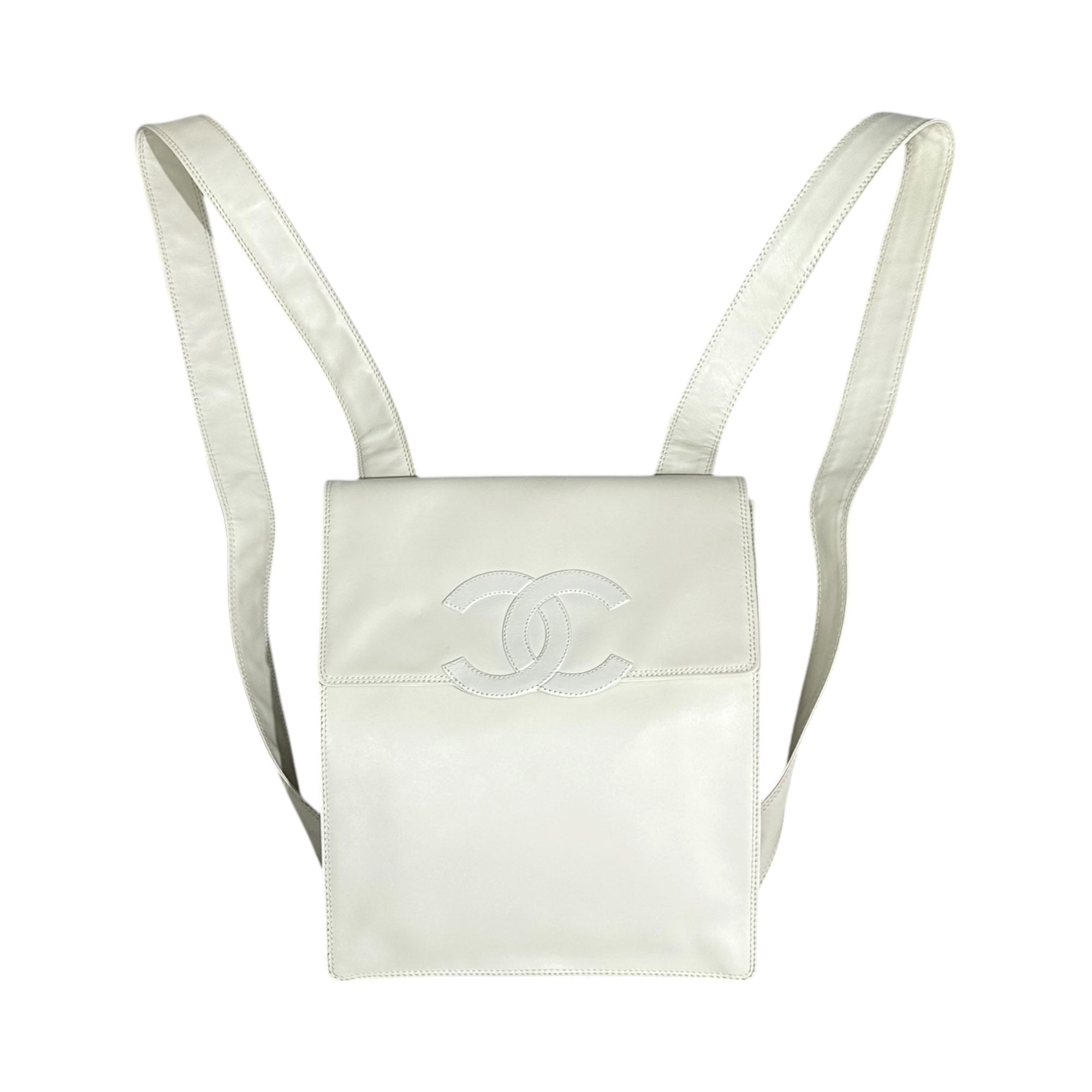 CHANEL(シャネル) 2000's CC Logo Lambskin Square Backpack ココマーク ラムスキン スクエア リュック ホワイト 600万台 バックパック