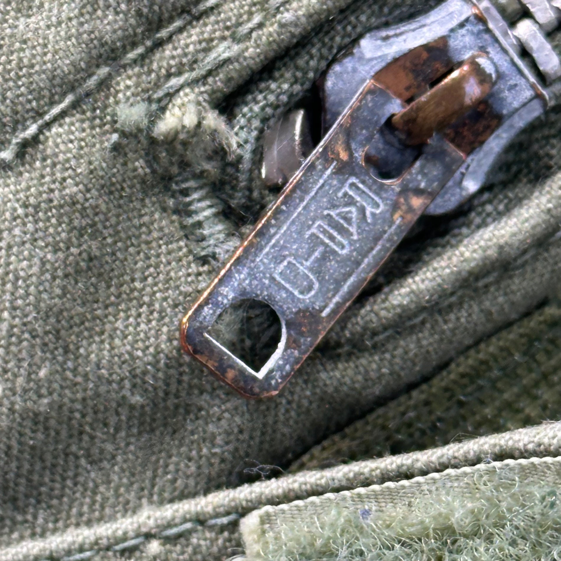 US ARMY(アメリカ軍) 60～70's M-65 2nd model Field Jacket 60年～70年代 フィールド ジャケット 表記消(M程度) カーキ 60年代 ヴィンテージ ミリタリー アルミジップ