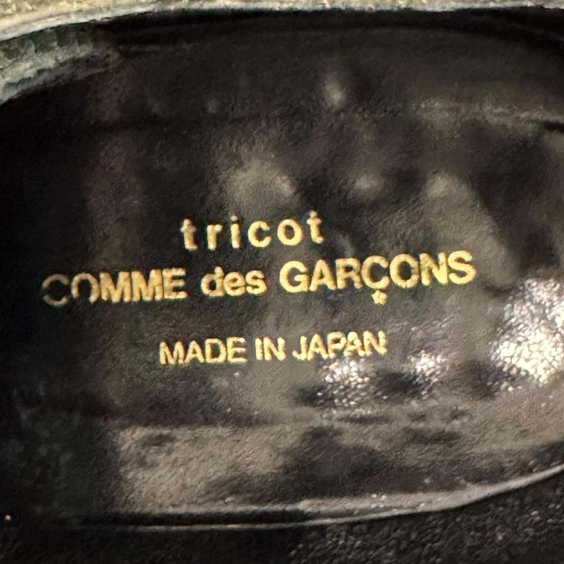 tricot COMME des GARCONS(トリココムデギャルソン) Medallion Straight-Tip Suede Chukka Boots メダリオン ストレート チップ スウェード チャッカ ブーツ 24cm ブラック レザー シューズ