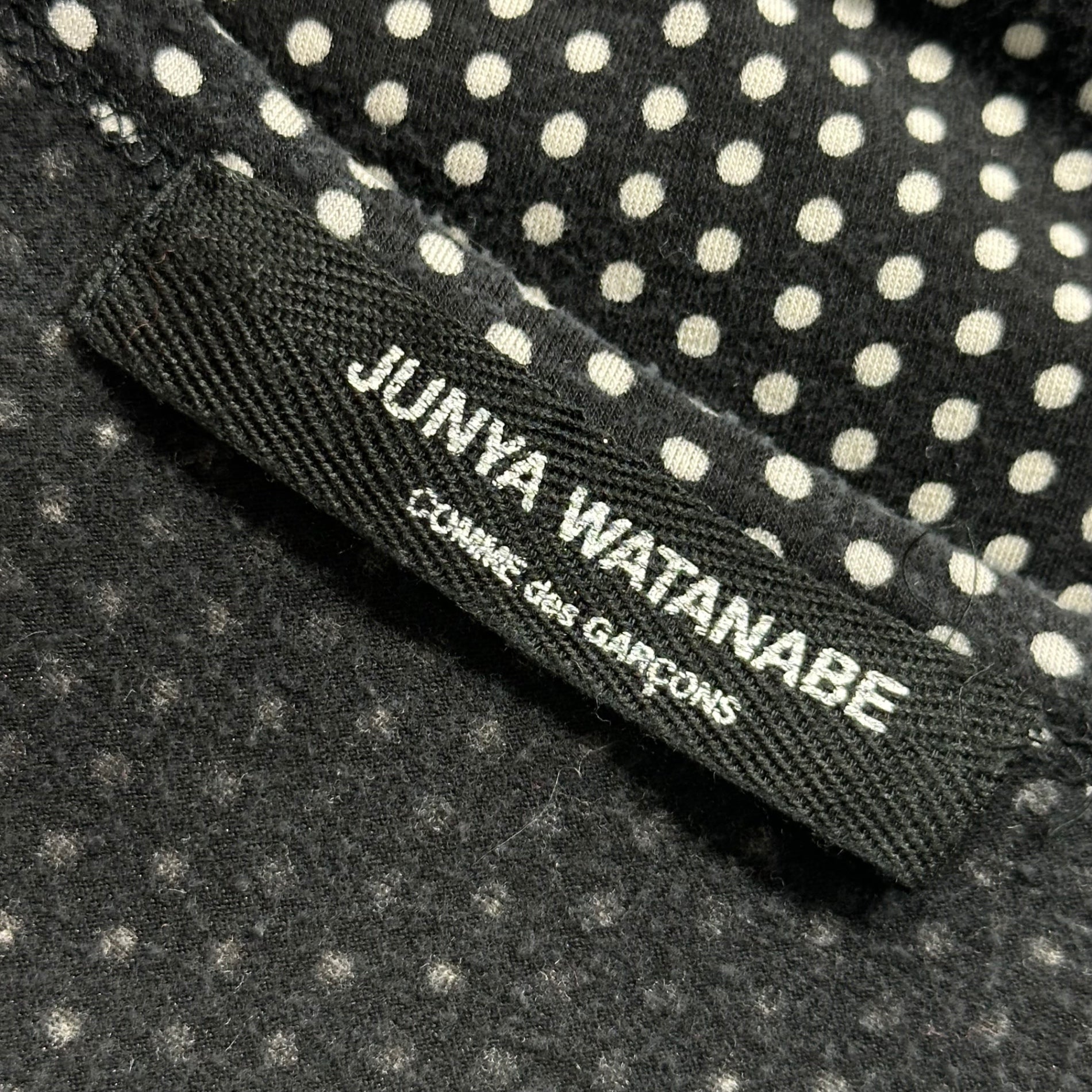 COMME des GARCONS JUNYA WATANABE(コムデギャルソンジュンヤワタナベ)  Short sleeve dot top 半袖 ドット カットソー ブラック×ホワイト 品質表示タグ切取