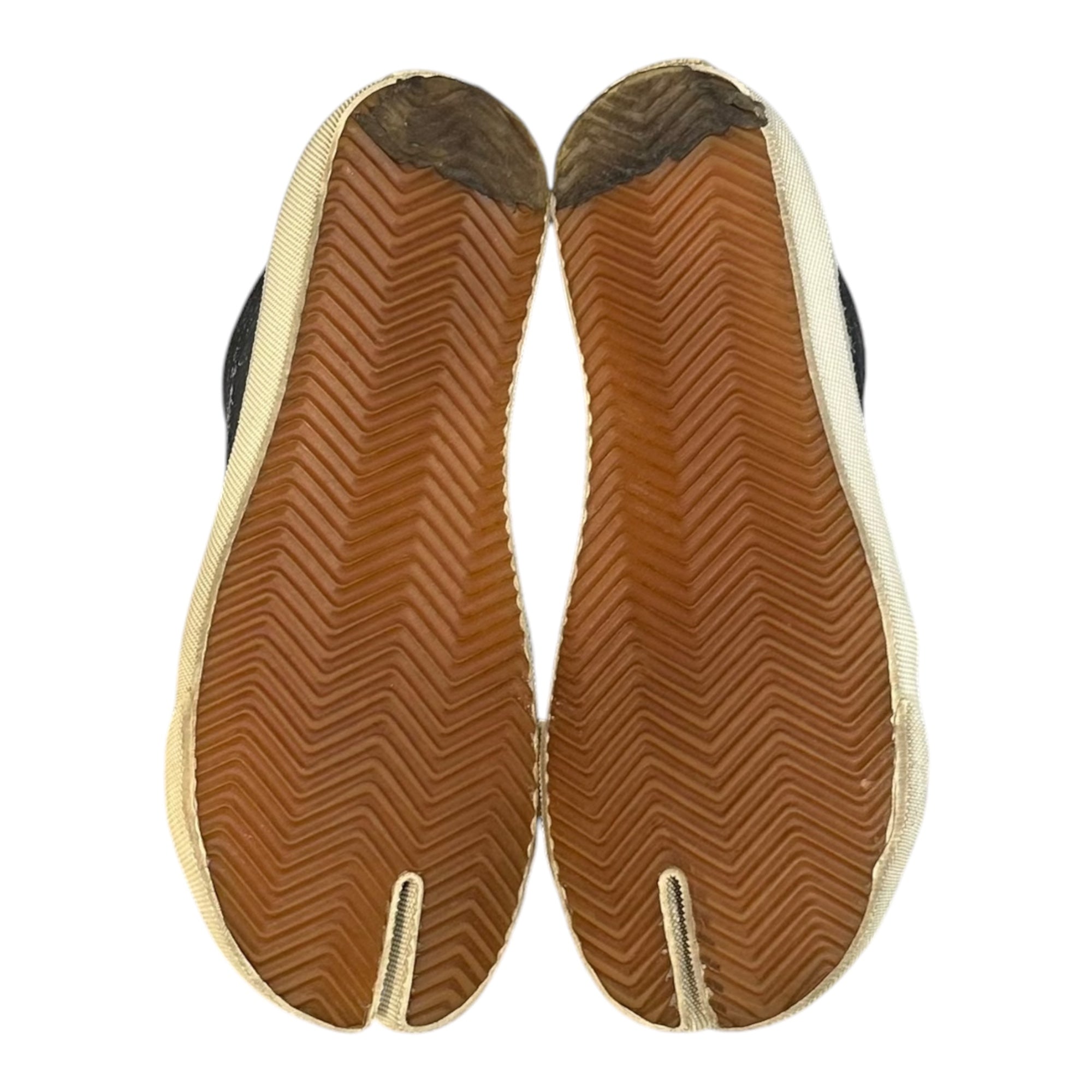 MAISON MARGIELA(メゾンマルジェラ) 2019AW TABI Canvas Sneakers 足袋 キャンバス スニーカー ペンキ S58WS0110 37(23.5～24.cm程度) ブラック×シルバー ローカット タビ